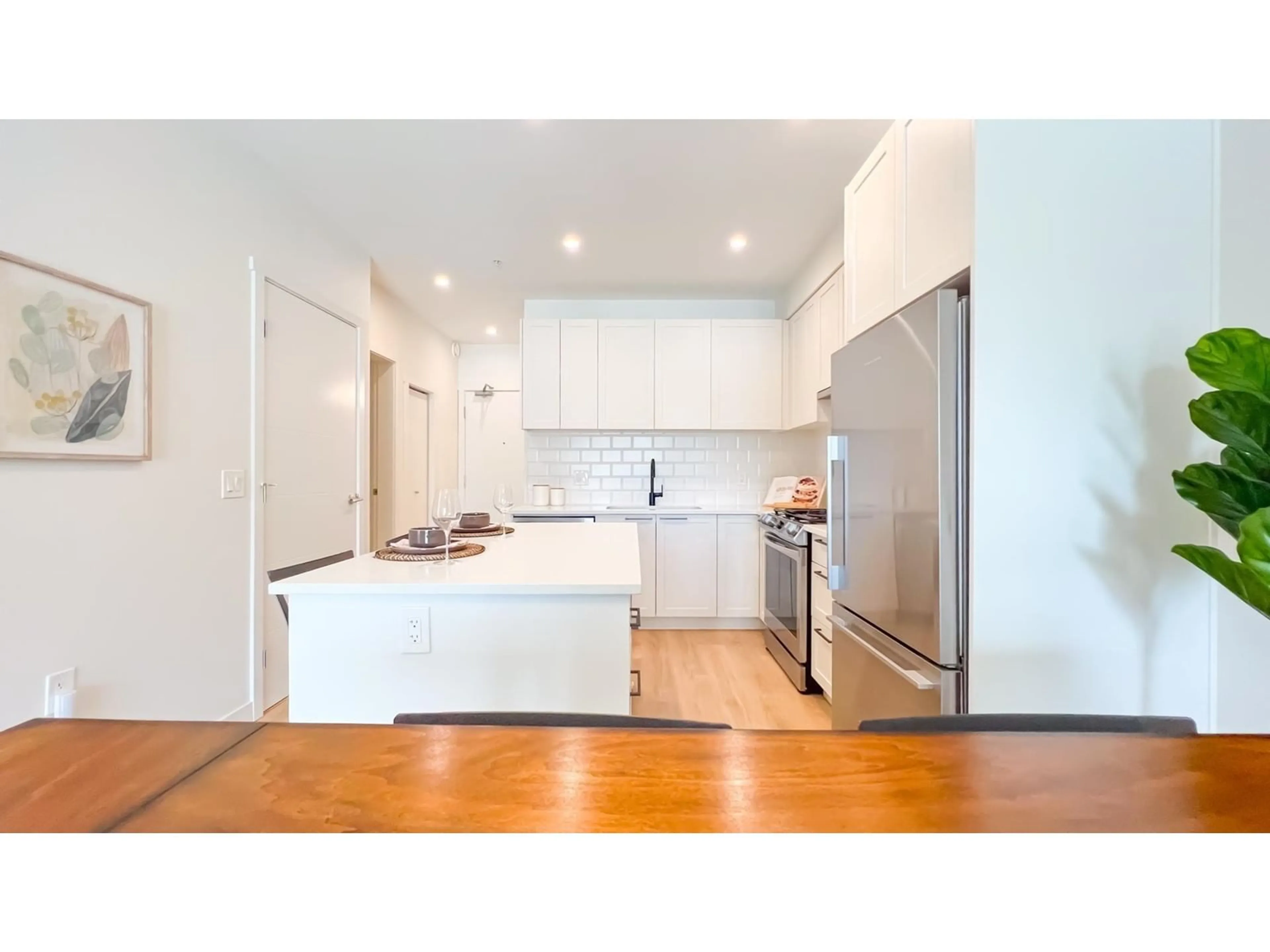 Open concept kitchen, unknown for 201 - 5415 BRYDON, Langley British Columbia V3A0N4