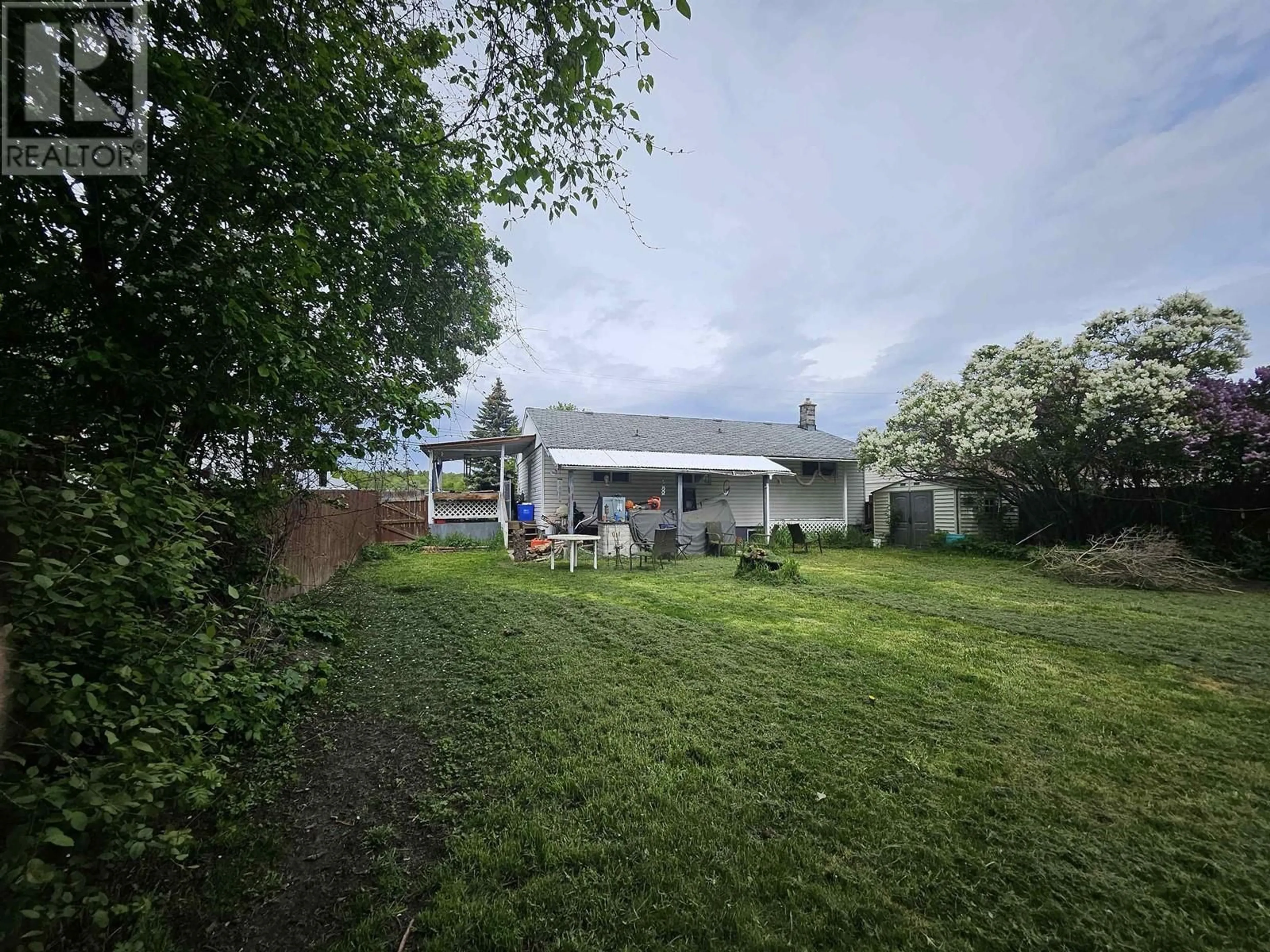 A pic from outside/outdoor area/front of a property/back of a property/a pic from drone, unknown for 390 WILKINSON STREET, Quesnel British Columbia V2J1C1