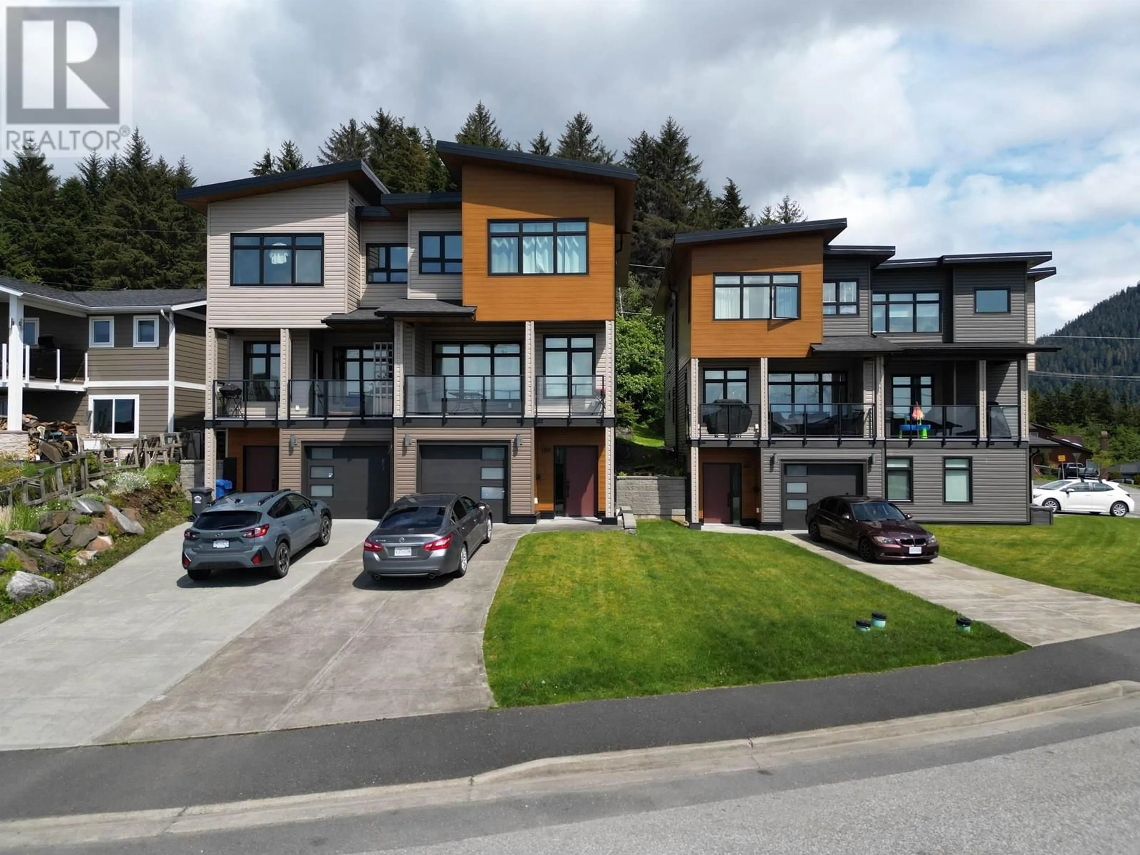 A pic from outside/outdoor area/front of a property/back of a property/a pic from drone, street for 197 VAN ARSDOL STREET, Prince Rupert British Columbia V8J1E2