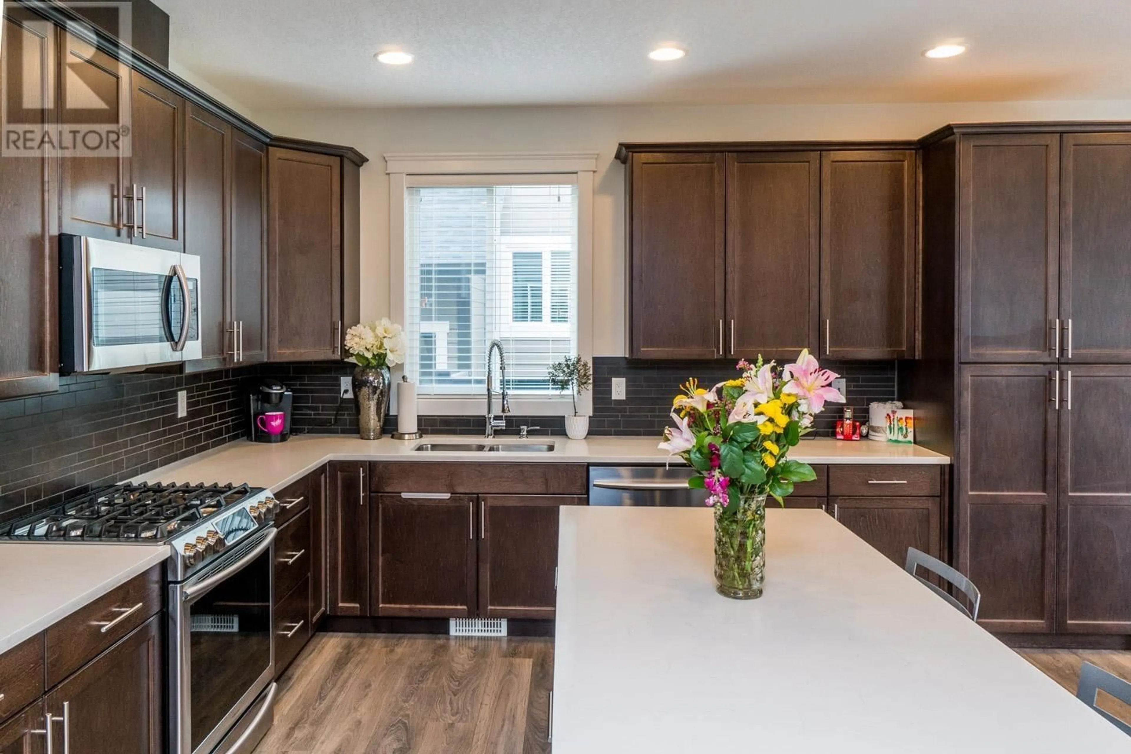 Open concept kitchen, unknown for 3579 PARKVIEW CRESCENT, Prince George British Columbia V2N0E7