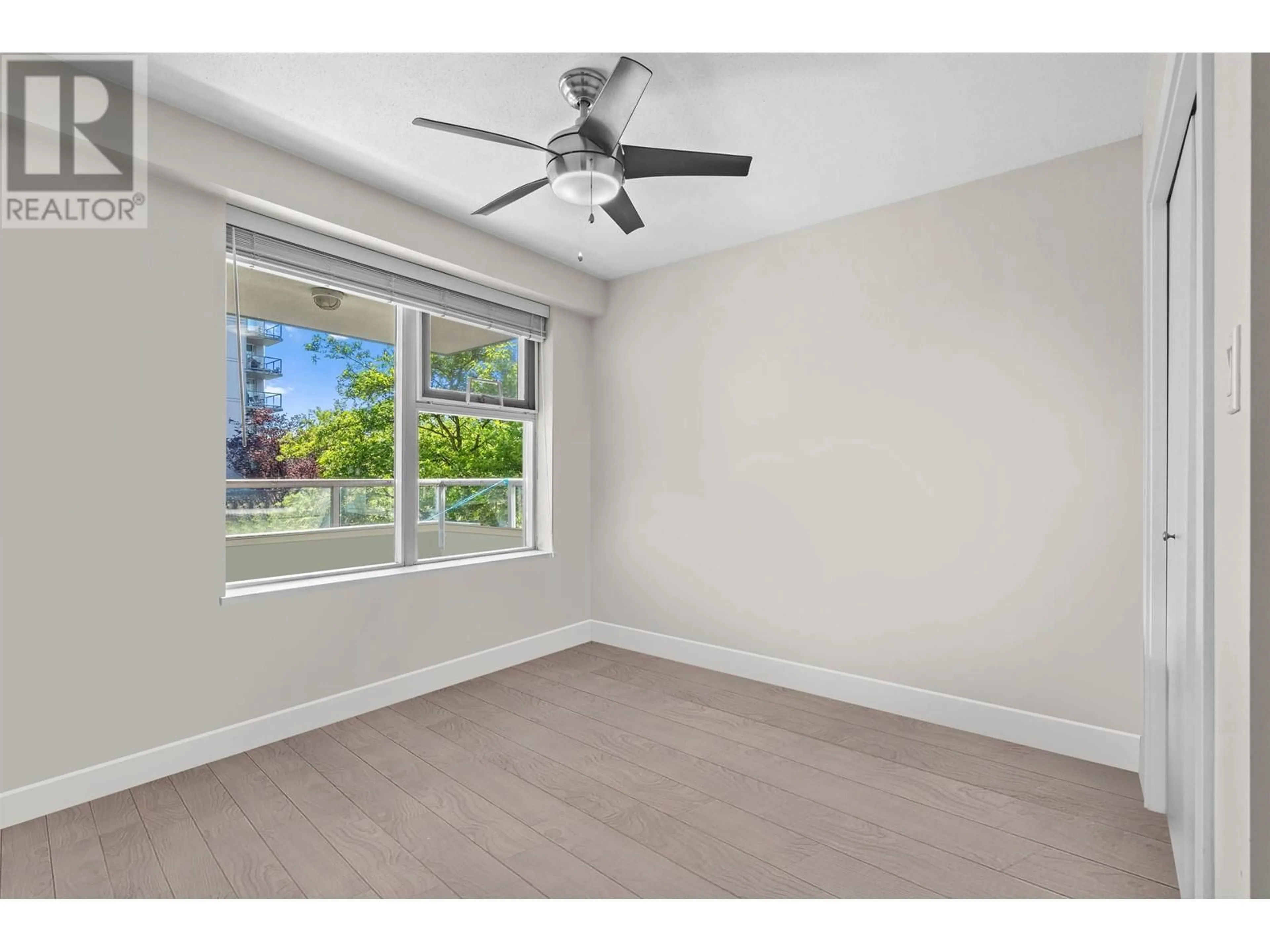 A pic of a room for 202 - 235 GUILDFORD WAY, Port Moody British Columbia V3H5L8