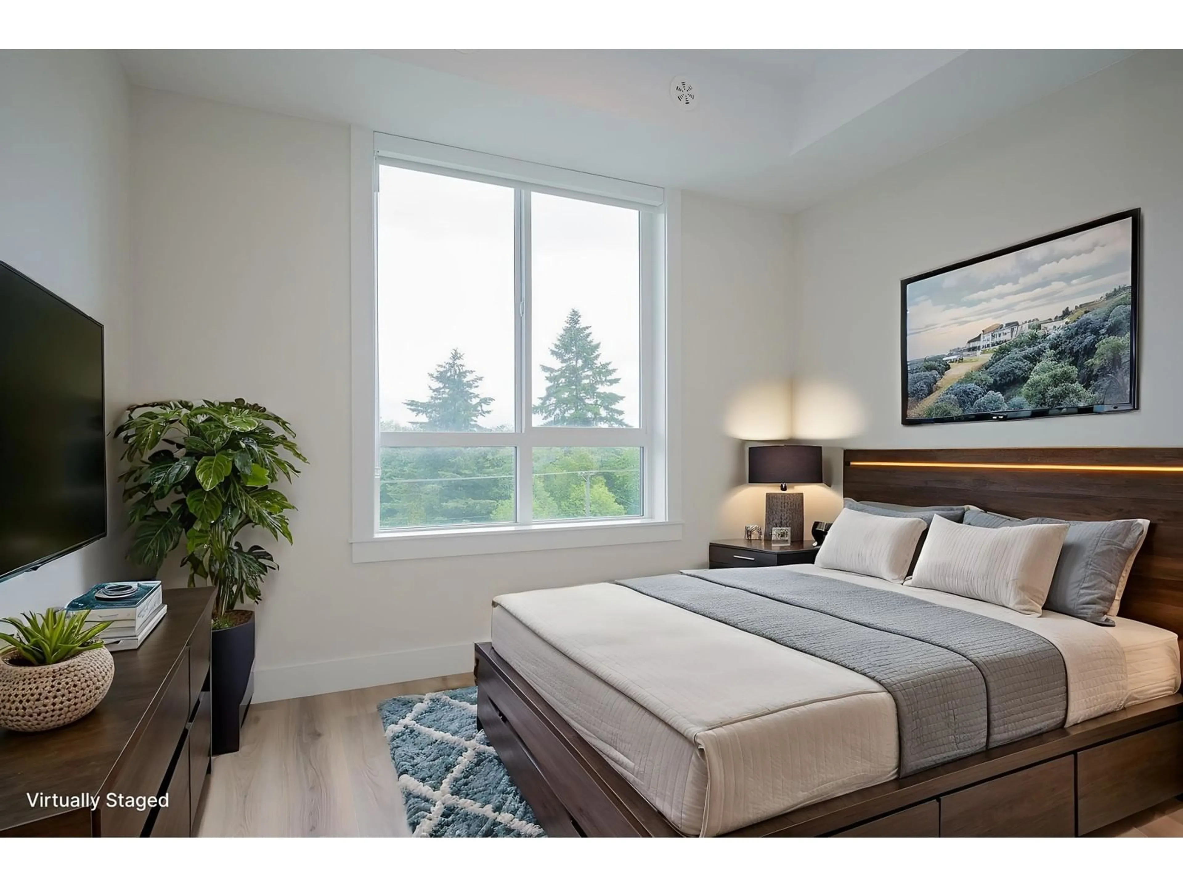 Bedroom with bed, wood/laminate floor for 306 - 6285 KING GEORGE, Surrey British Columbia V3X0L3