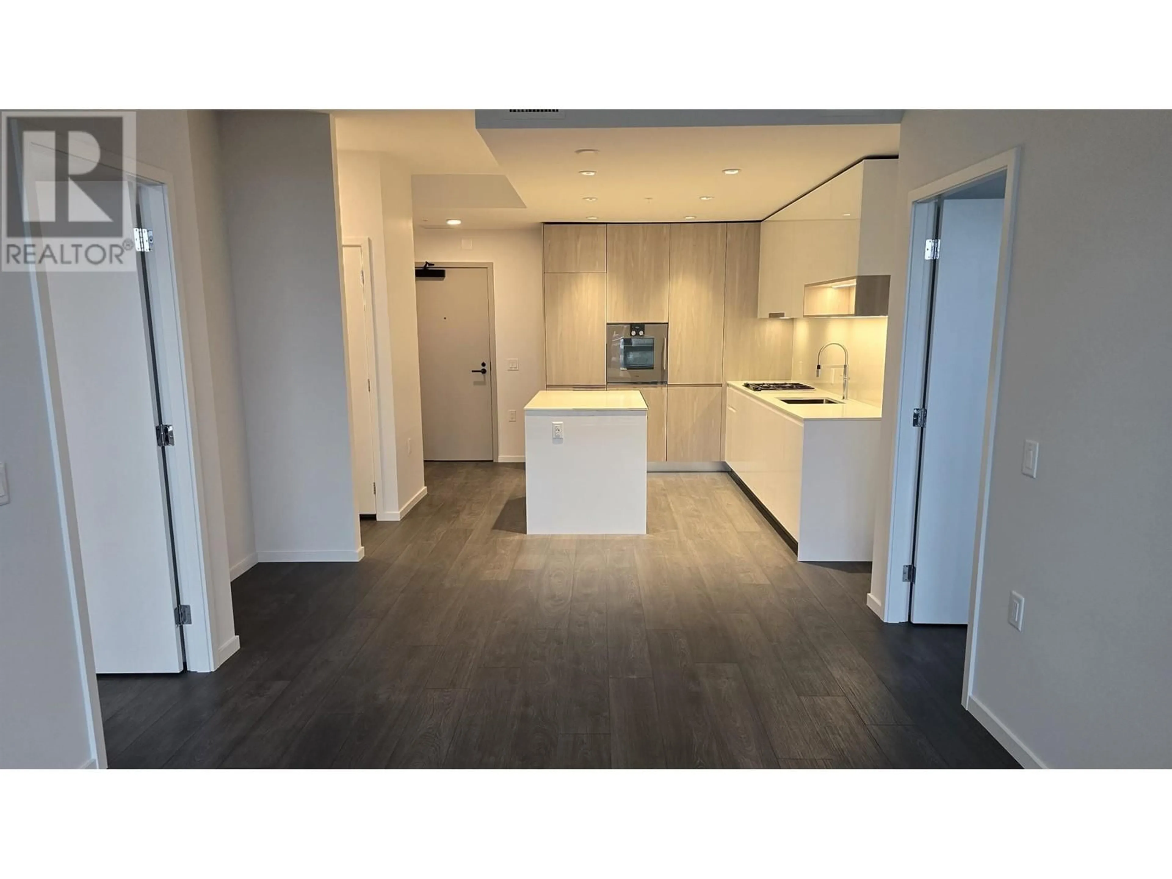 Open concept kitchen, unknown for 420 - 6808 MINORU BOULEVARD, Richmond British Columbia V6Y0M7