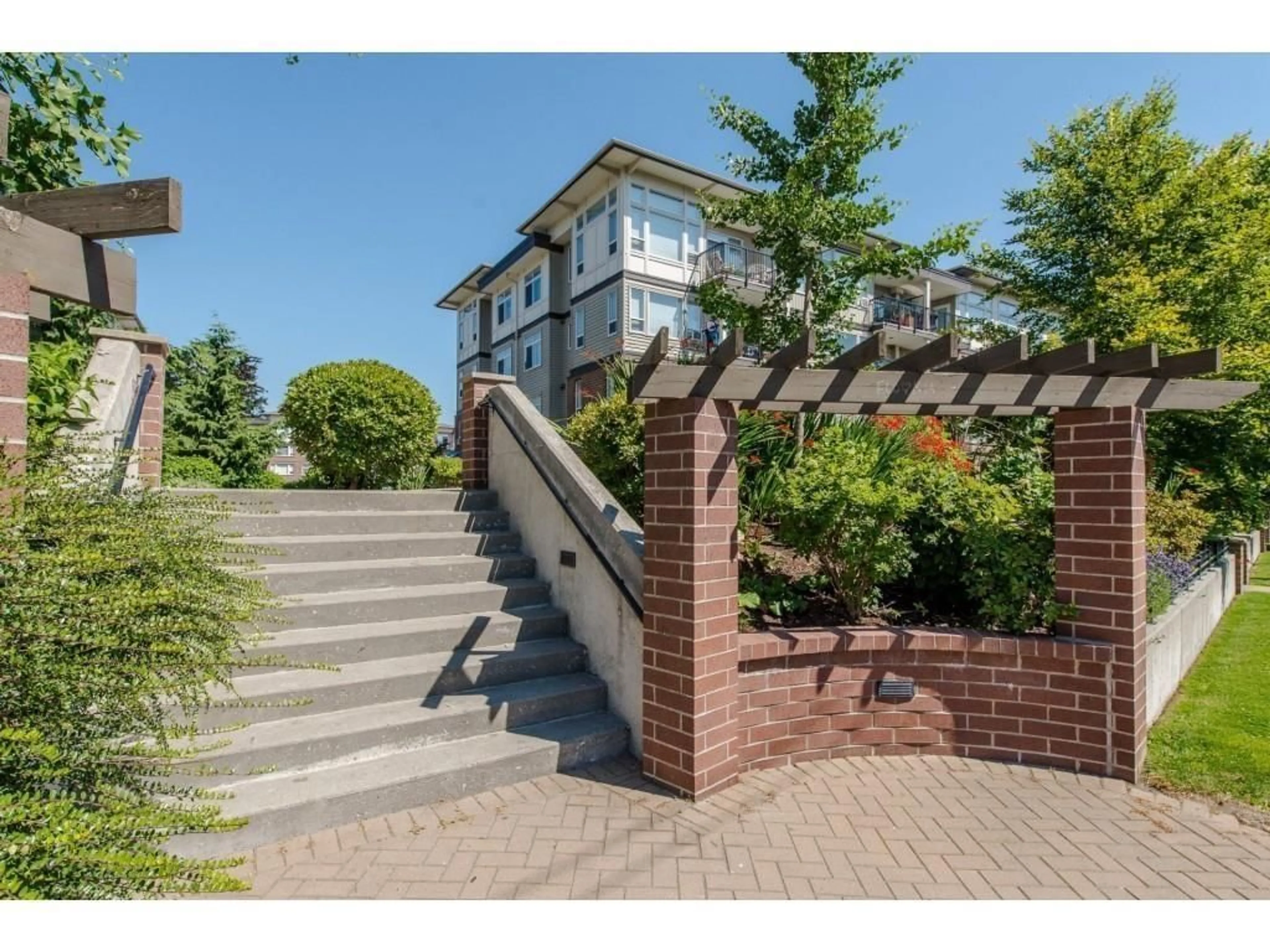 Unknown for 114 - 46289 YALE ROAD, Chilliwack British Columbia V2P0B9