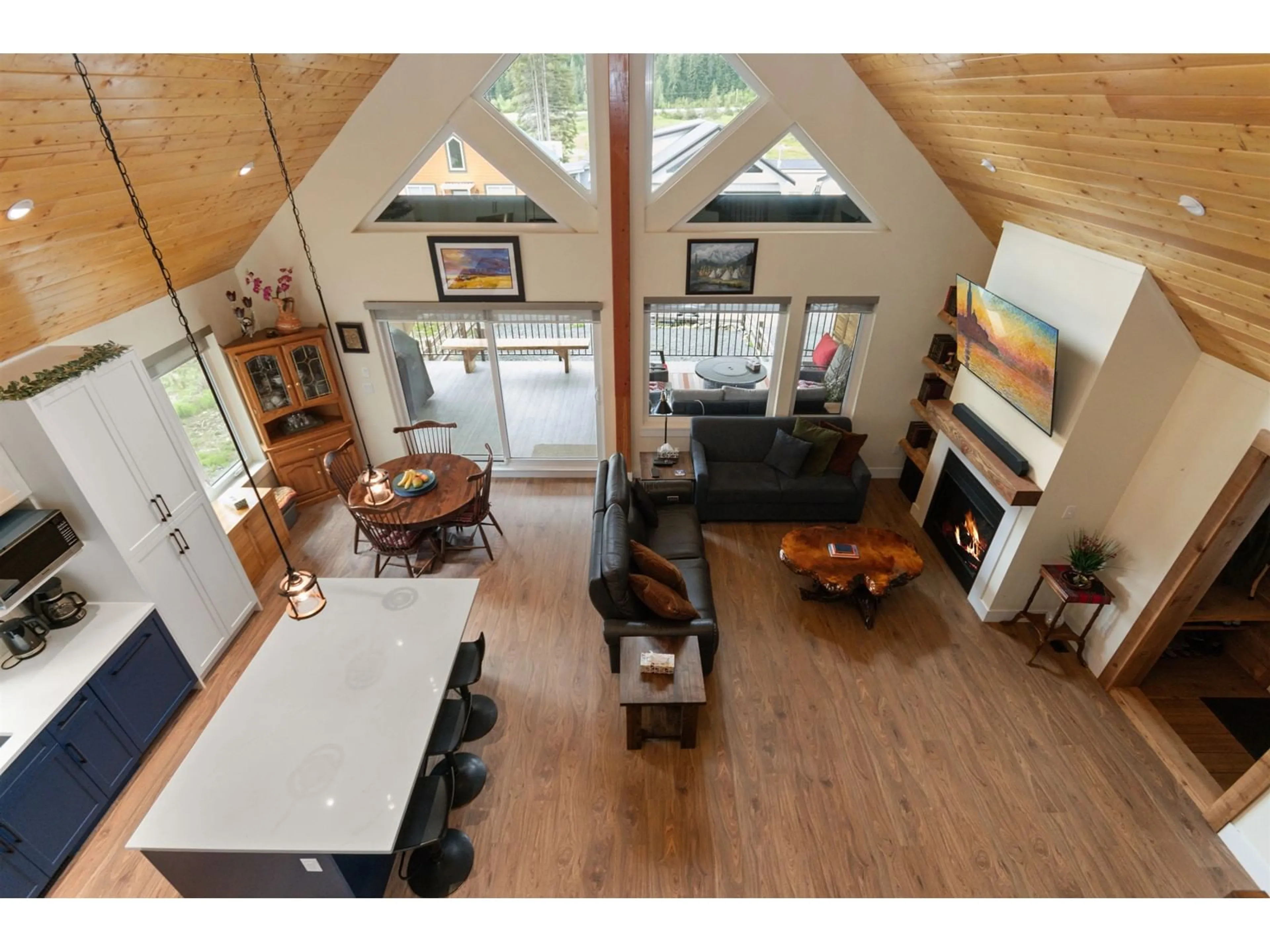 Open concept kitchen, wood/laminate floor for HG158 - 71362 GROVE BOULEVARD, Hope British Columbia V0X1L0