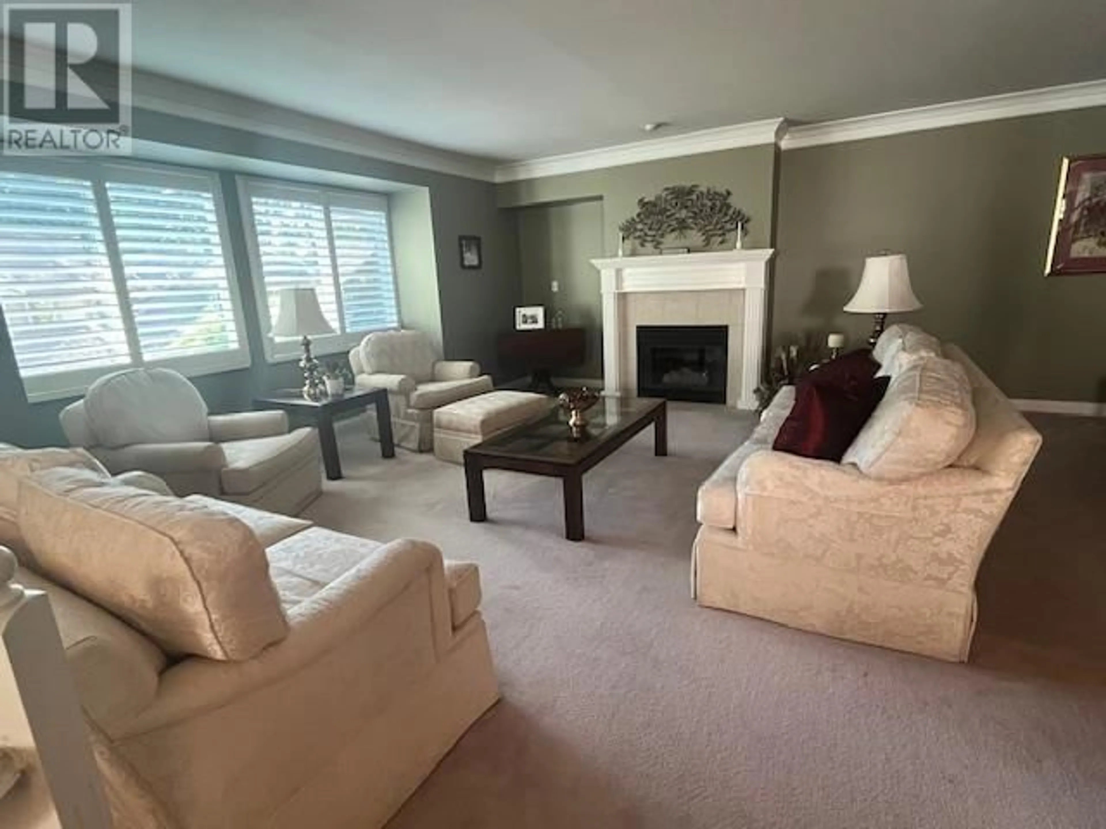Living room with furniture, unknown for 16 - 101 PARKSIDE DRIVE, Port Moody British Columbia V3H4W6