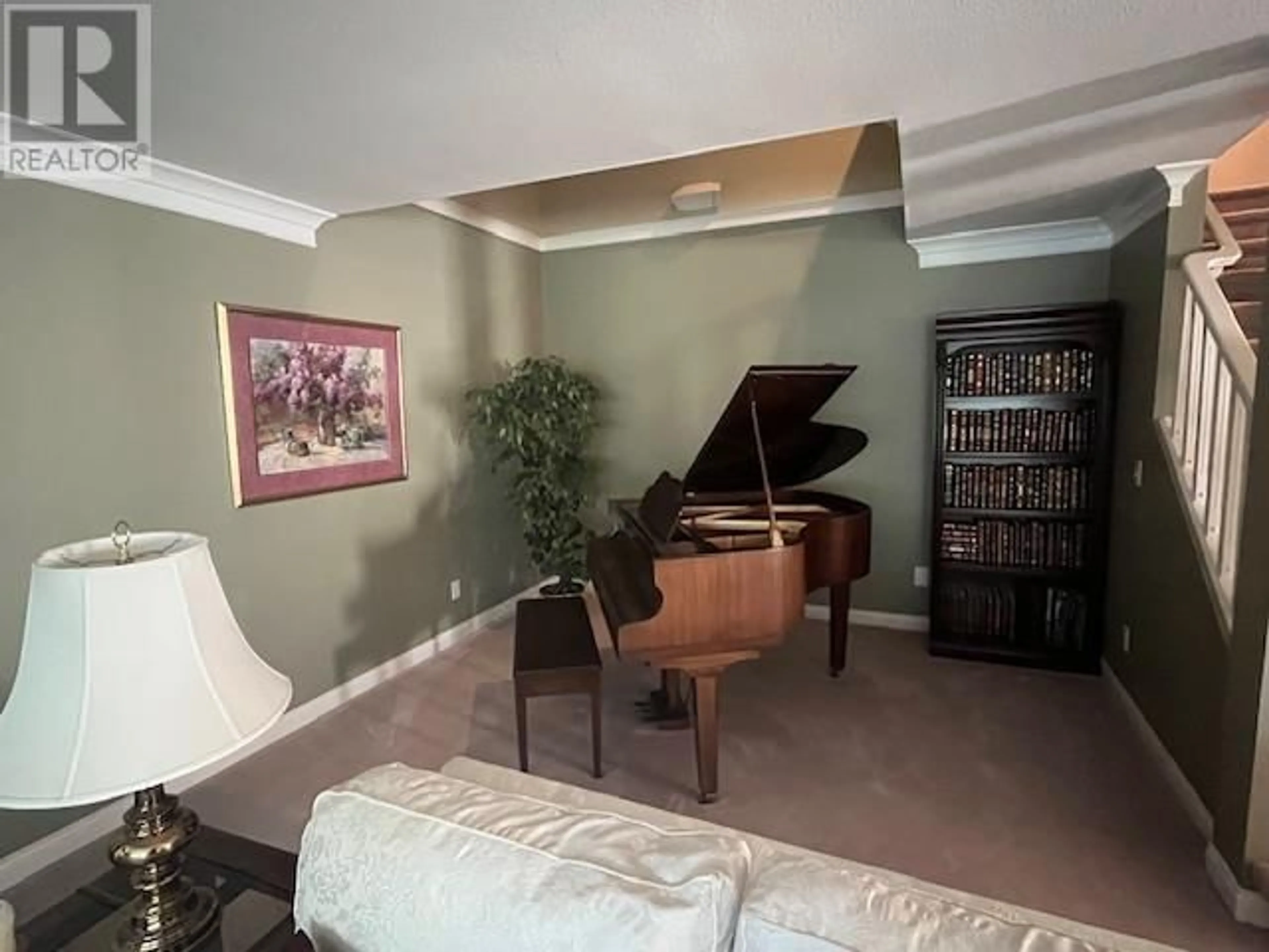 A pic of a room for 16 - 101 PARKSIDE DRIVE, Port Moody British Columbia V3H4W6