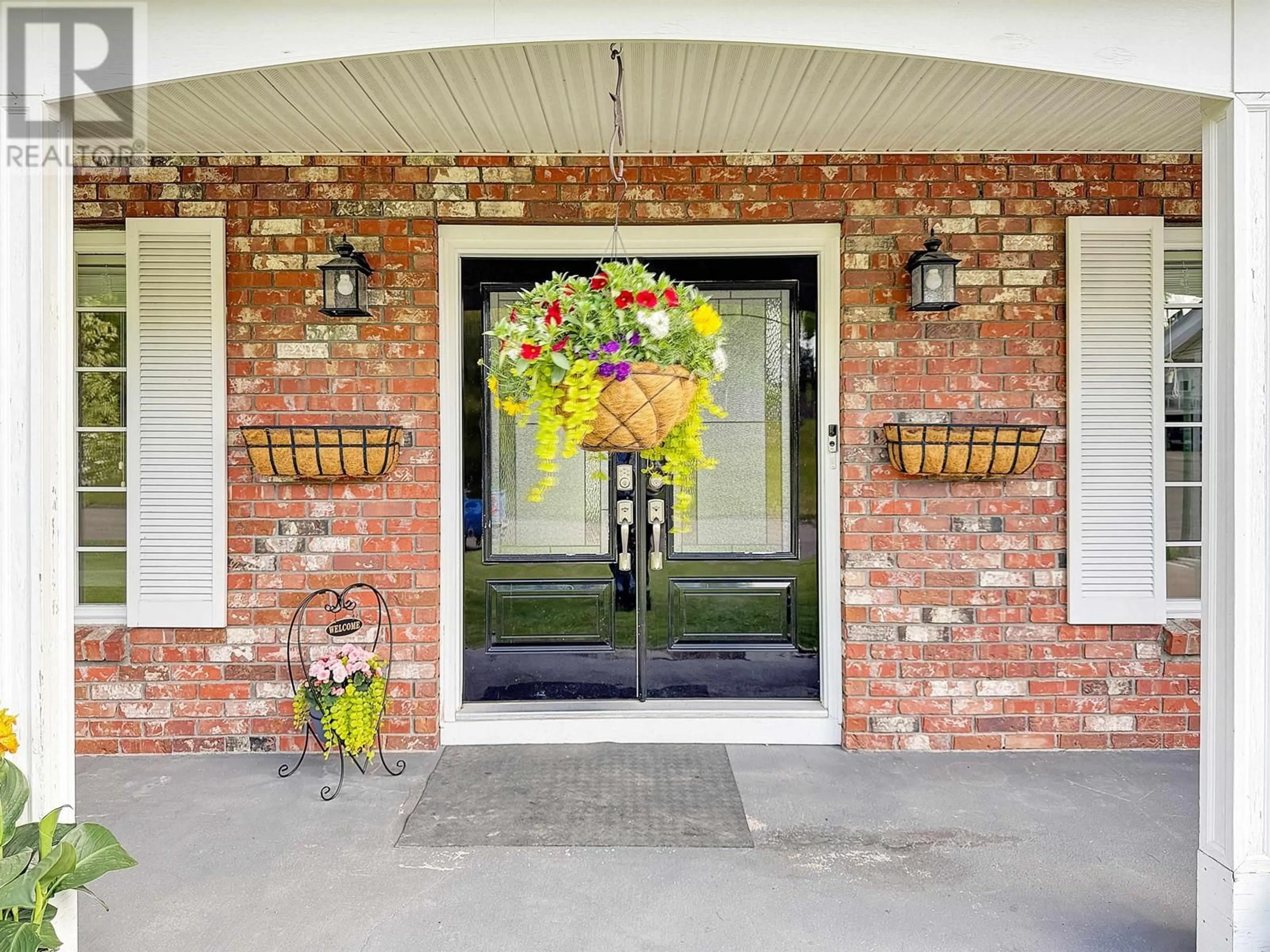 Indoor entryway for 1704 EDMONTON STREET, Prince George British Columbia V2M1X4