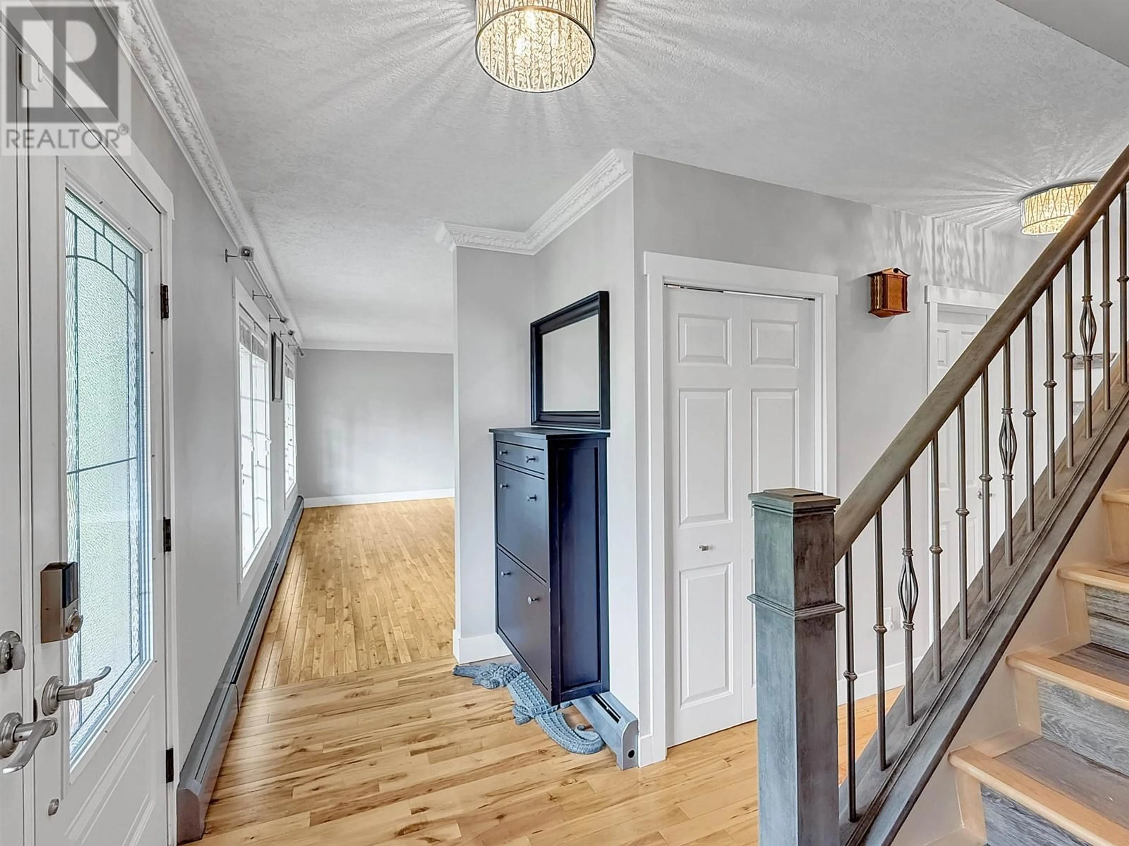 Indoor entryway for 1704 EDMONTON STREET, Prince George British Columbia V2M1X4