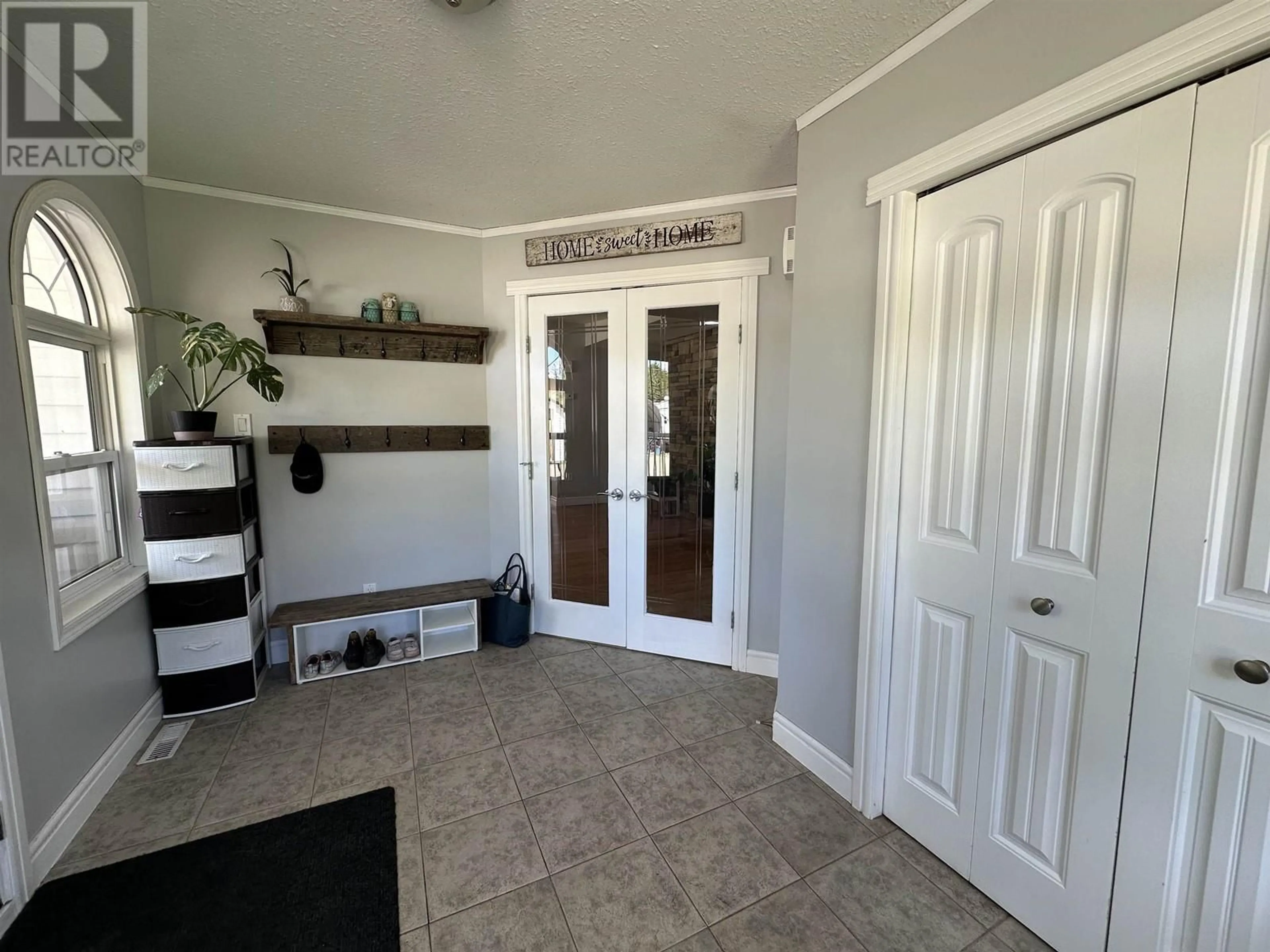 Indoor entryway for 12811 FLEET STREET, Charlie Lake British Columbia V0C1H0