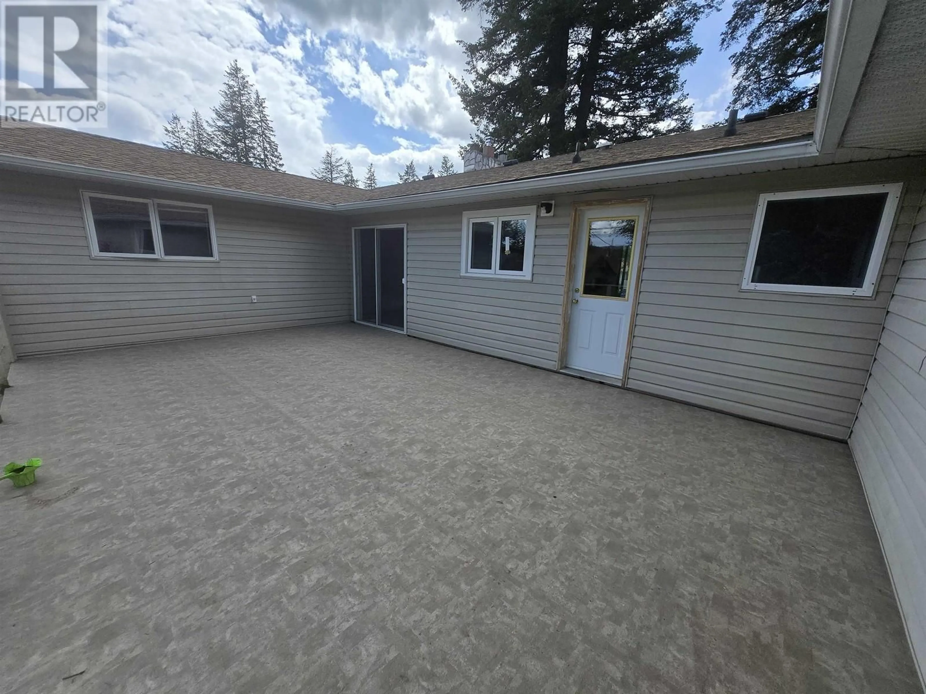 Patio, unknown for 768 VAUGHAN STREET, Quesnel British Columbia V2J2T5