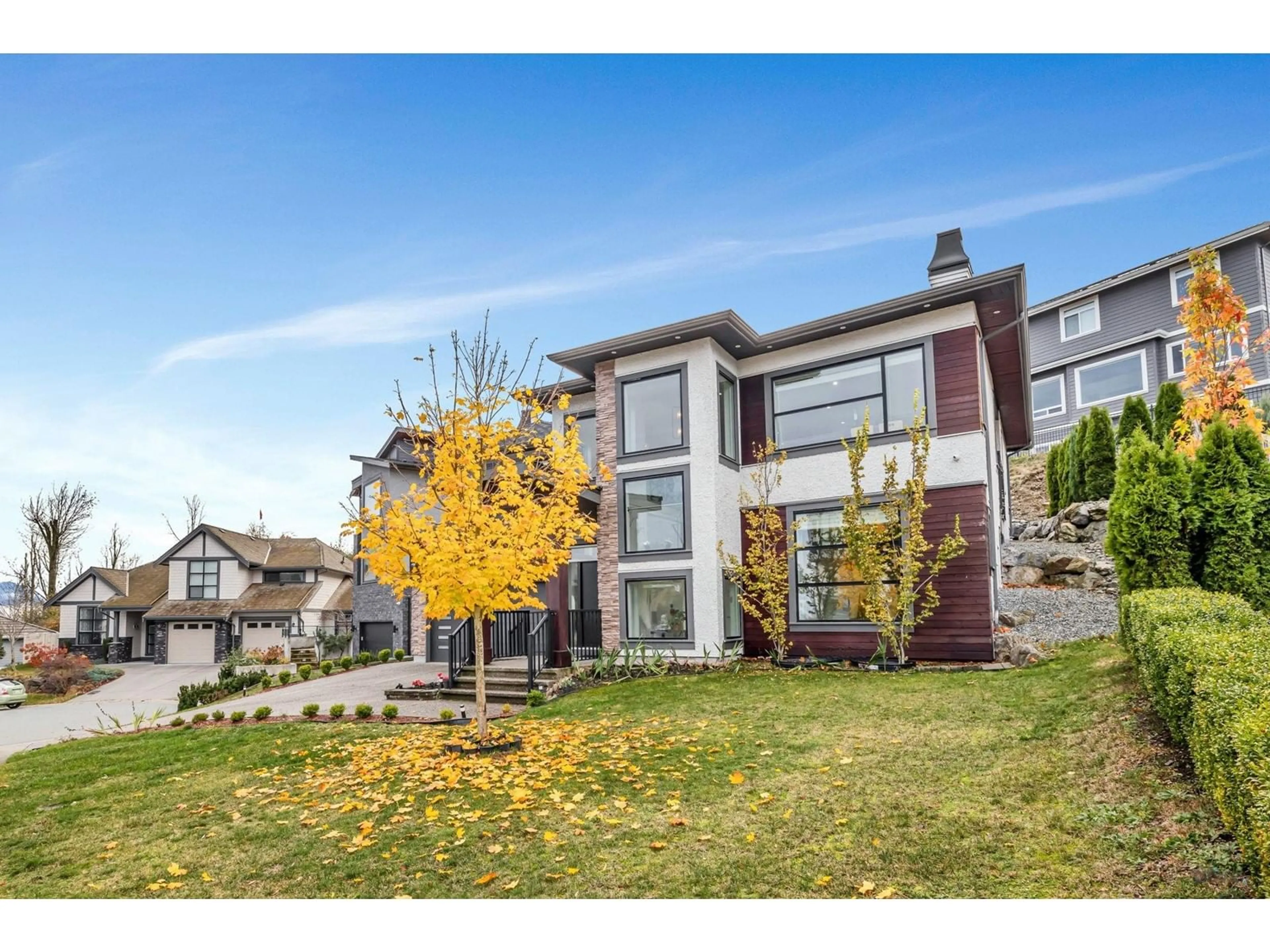 A pic from outside/outdoor area/front of a property/back of a property/a pic from drone, unknown for 2697 AQUILA, Abbotsford British Columbia V3G0C7