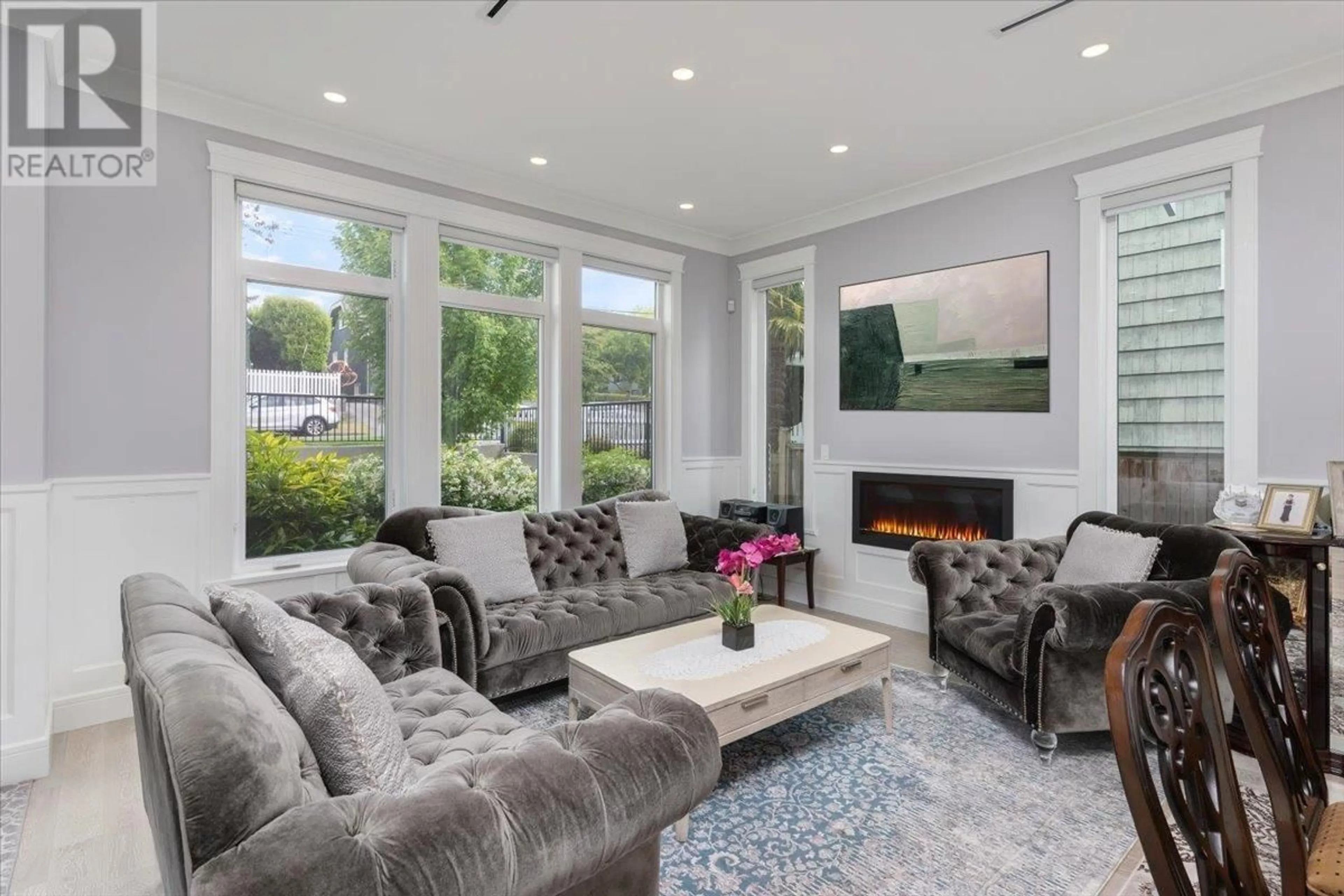 Living room with furniture, unknown for 1604 HAMILTON STREET, New Westminster British Columbia V3M2N8