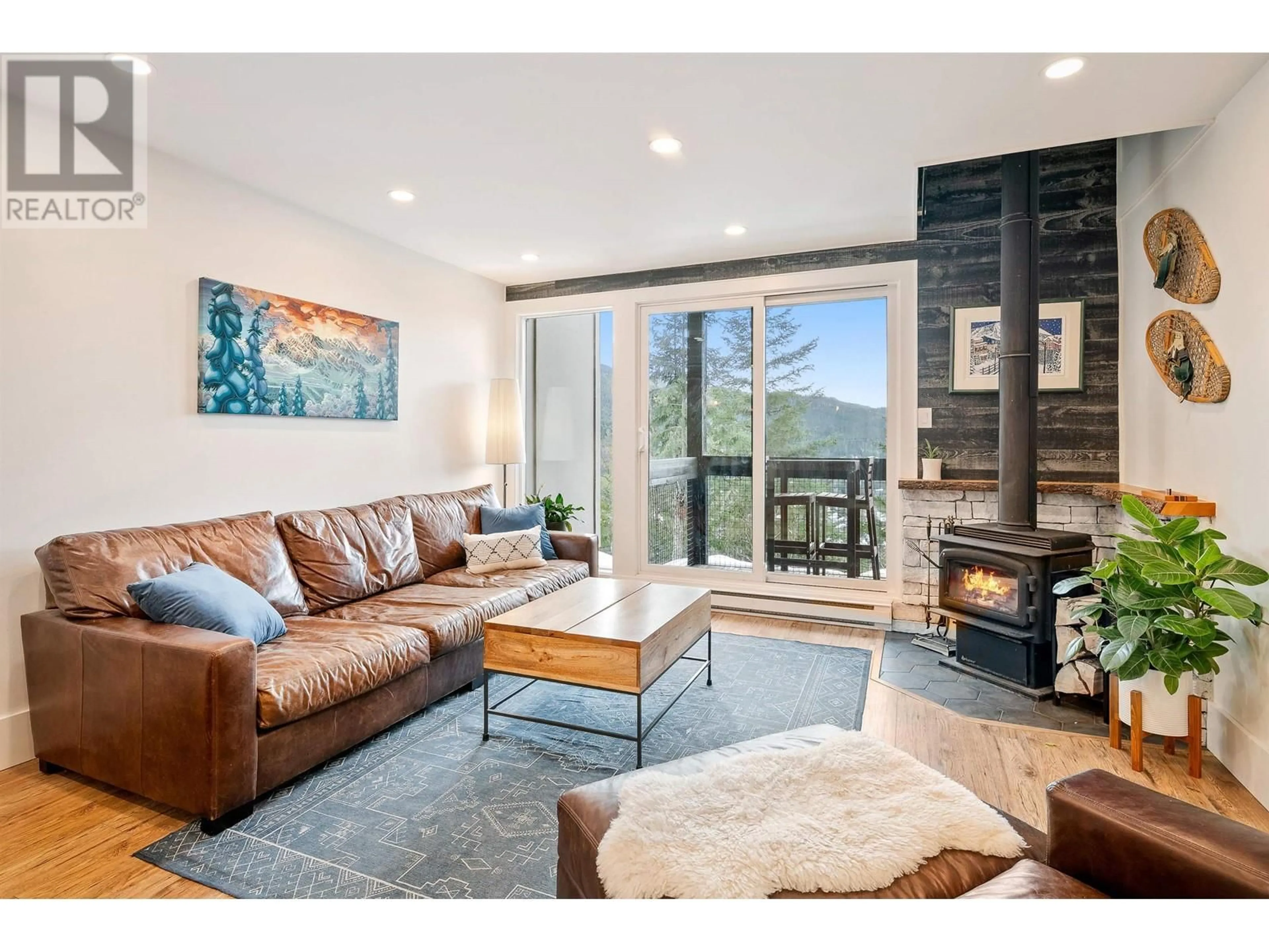 Living room with furniture, unknown for 19 - 2400 CAVENDISH WAY, Whistler British Columbia V8E0L8