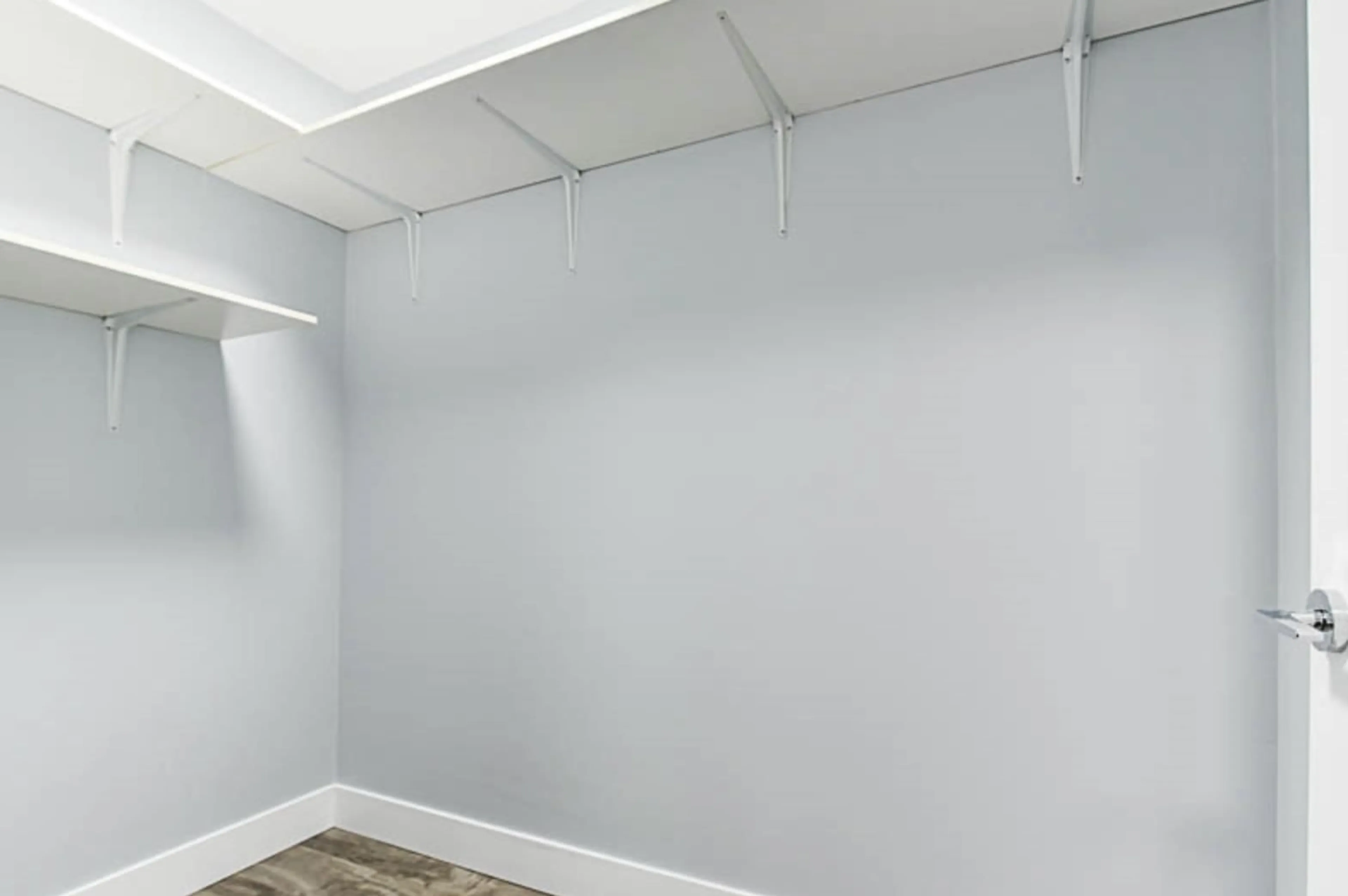 Storage room or clothes room or walk-in closet for 207 - 13316 71B, Surrey British Columbia V3W7Z4