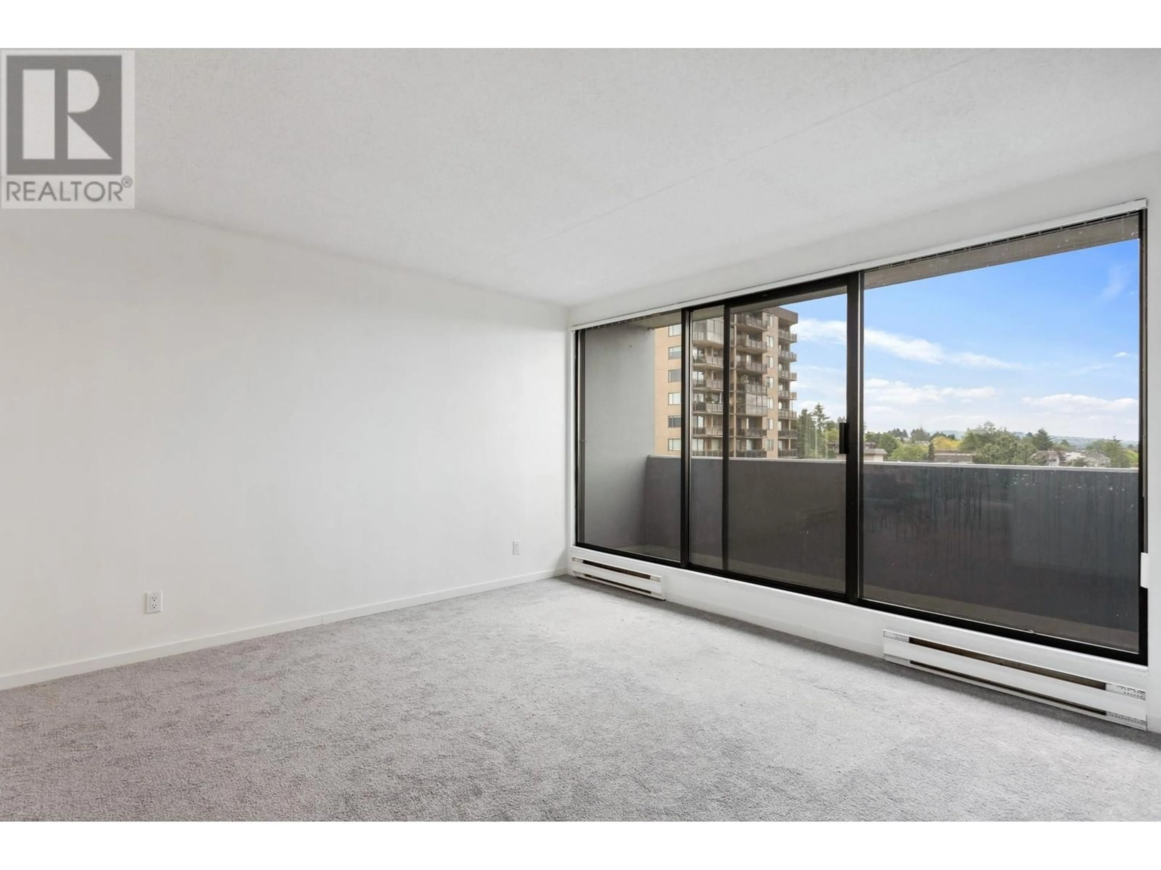 A pic of a room for 902 - 110 4TH STREET, North Vancouver British Columbia V7M1H5