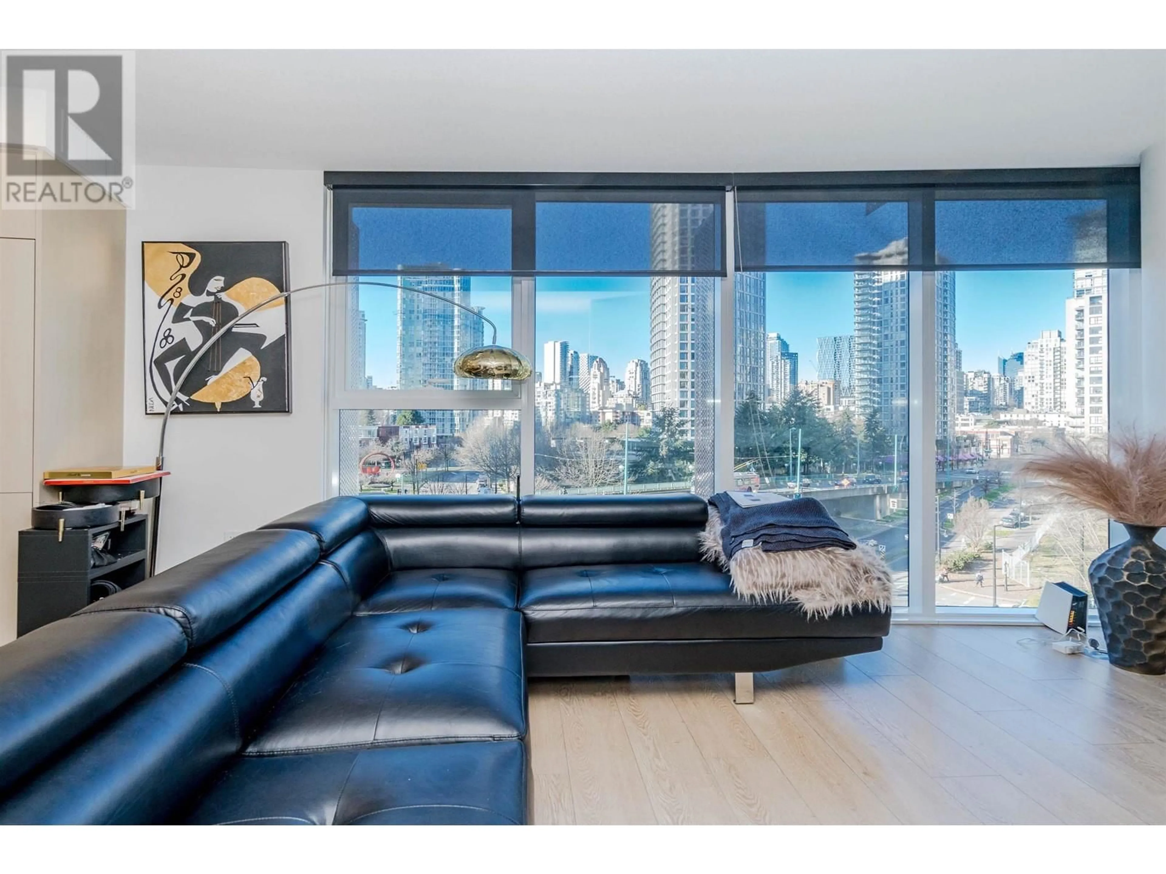 Living room with furniture, unknown for 688 - 87 NELSON STREET, Vancouver British Columbia V6Z0E8