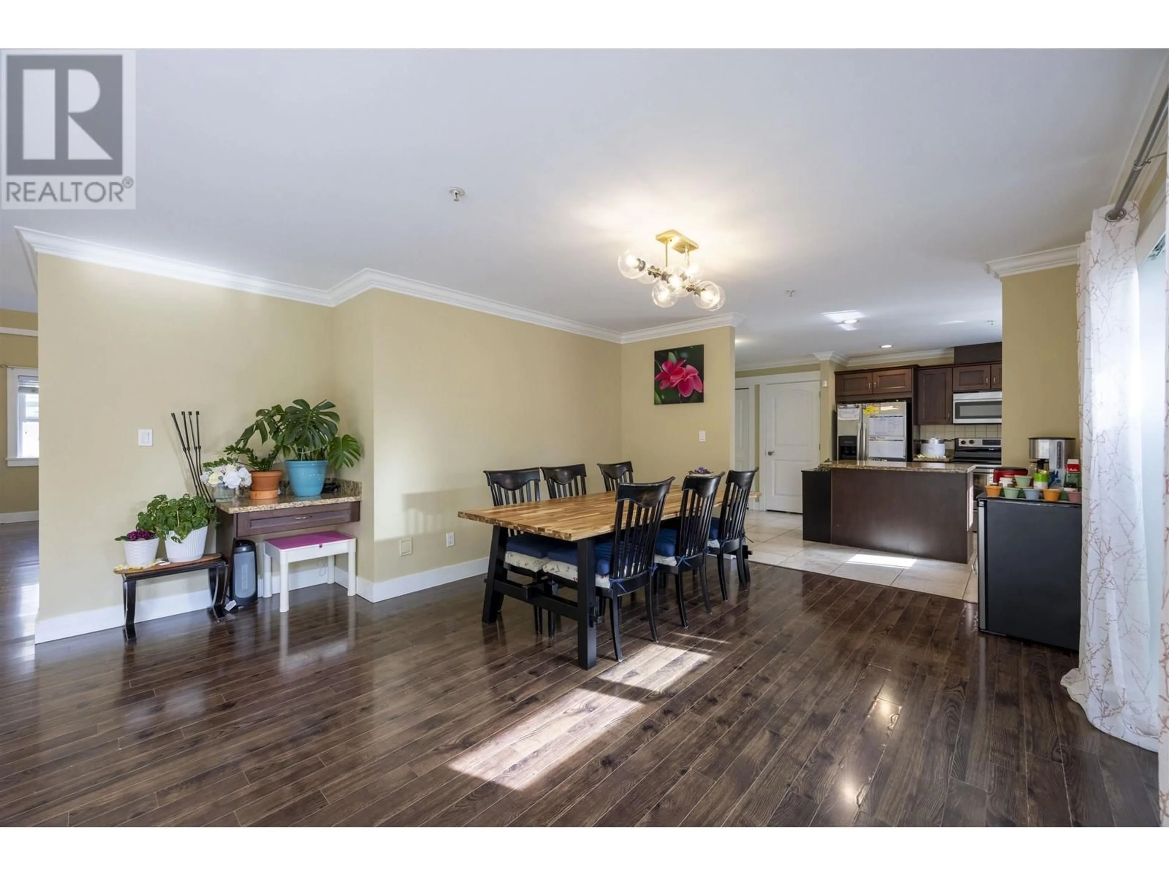 Dining room, wood/laminate floor for 32 - 22977 116 AVENUE, Maple Ridge British Columbia V2X9A8
