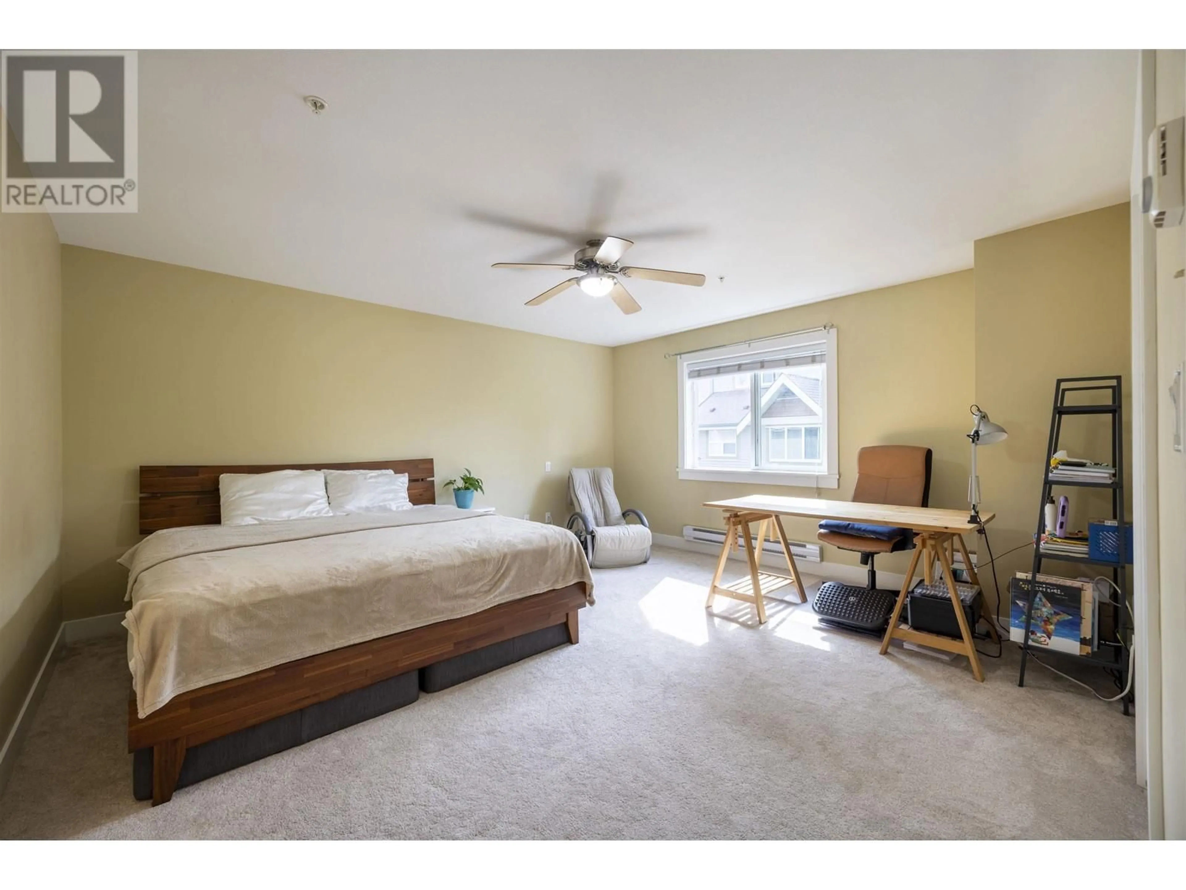 A pic of a room for 32 - 22977 116 AVENUE, Maple Ridge British Columbia V2X9A8