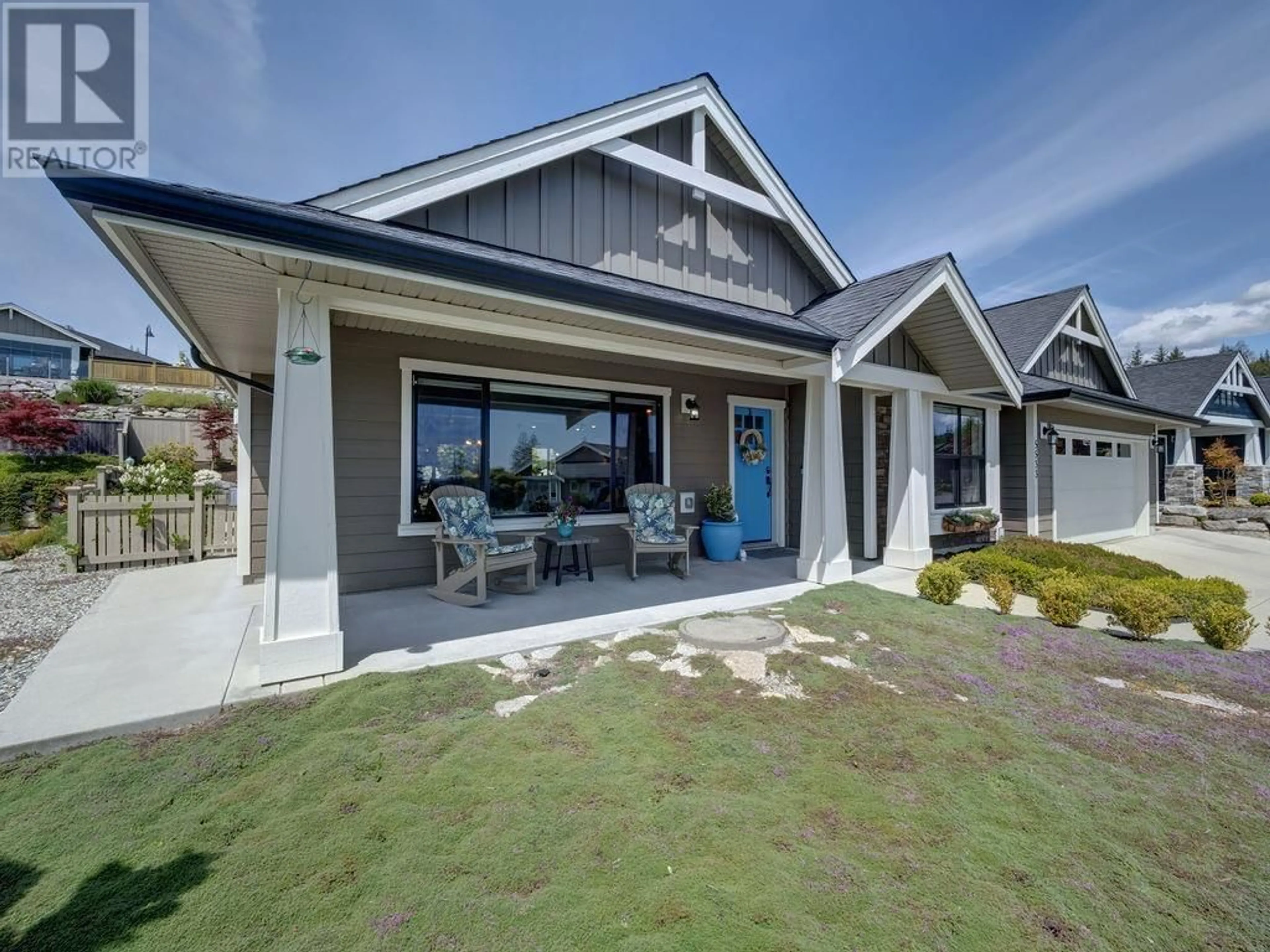 Home with vinyl exterior material, street for 5533 PEREGRINE CRESCENT, Sechelt British Columbia V0N3A7