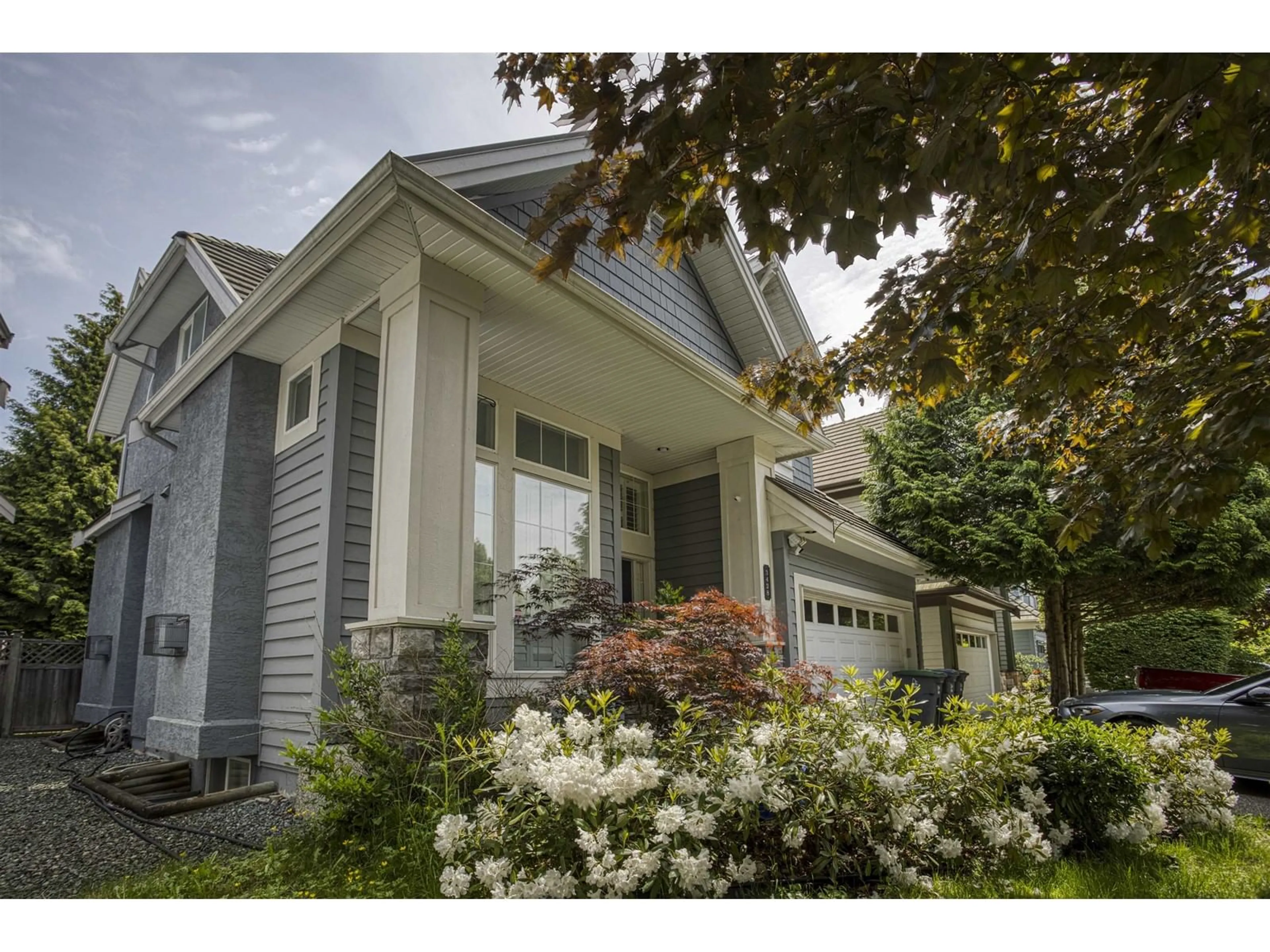 Home with vinyl exterior material, street for 3428 ROSEMARY HEIGHTS, Surrey British Columbia V3Z2L3