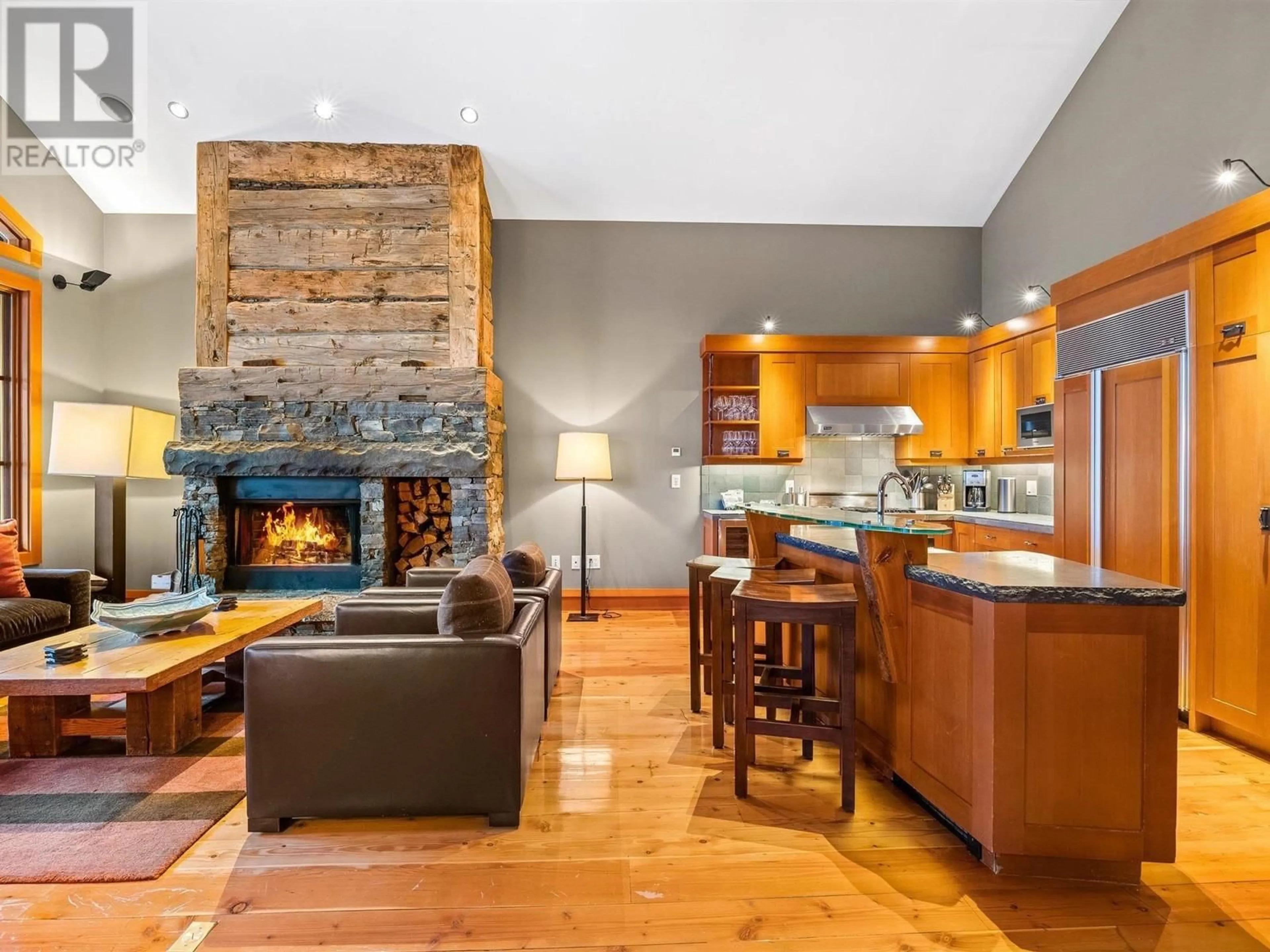 Open concept kitchen, unknown for 21J - 2300 NORDIC DRIVE, Whistler British Columbia V8E0A6