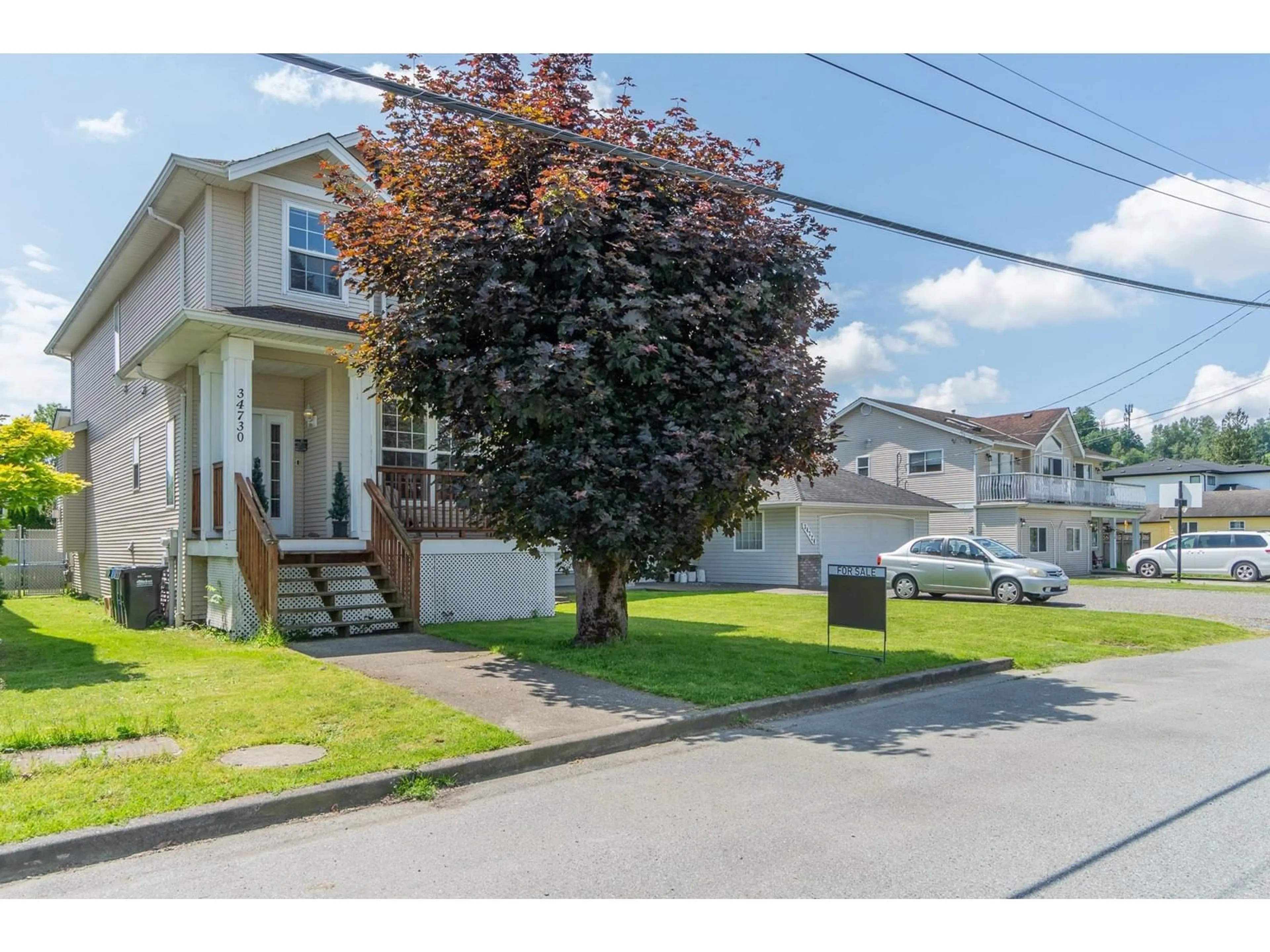 A pic from outside/outdoor area/front of a property/back of a property/a pic from drone, street for 34730 2, Abbotsford British Columbia V2S8C2