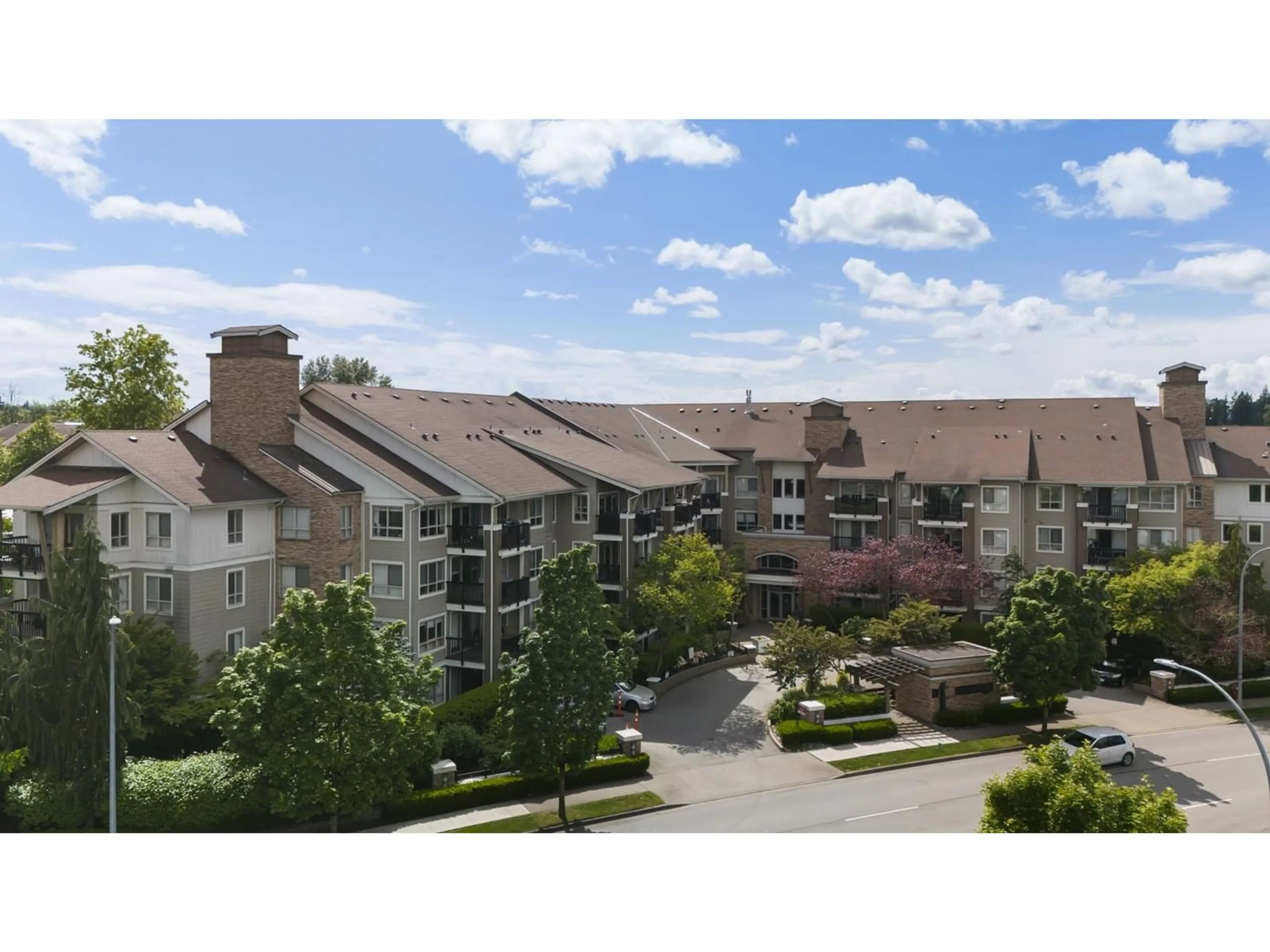 A pic from outside/outdoor area/front of a property/back of a property/a pic from drone, unknown for 411 - 8915 202, Langley British Columbia V1M0B5