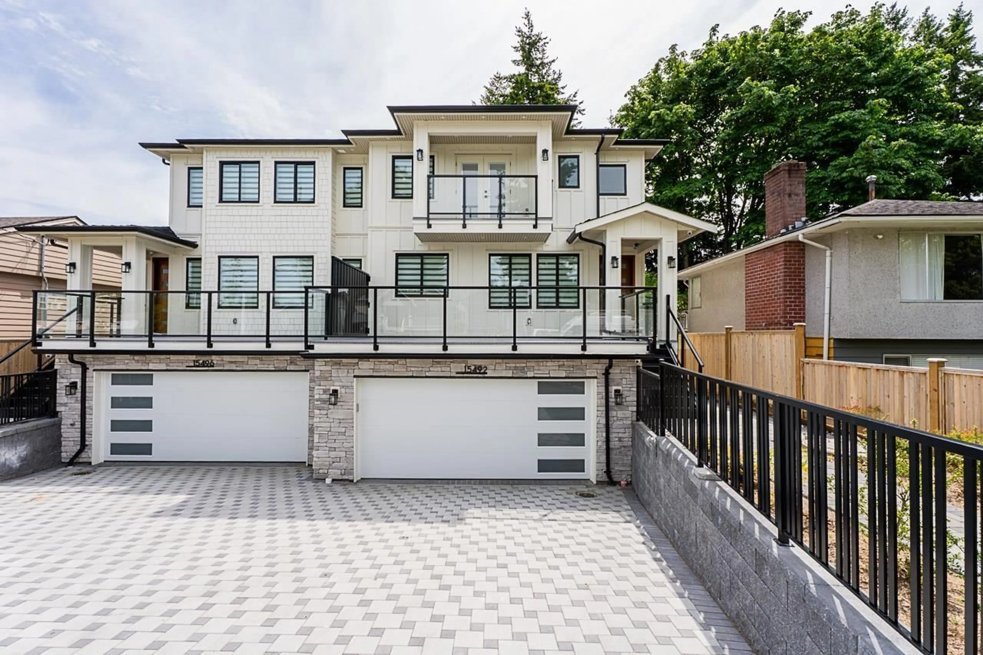 Unknown for 15496 THRIFT, White Rock British Columbia V4B2L9