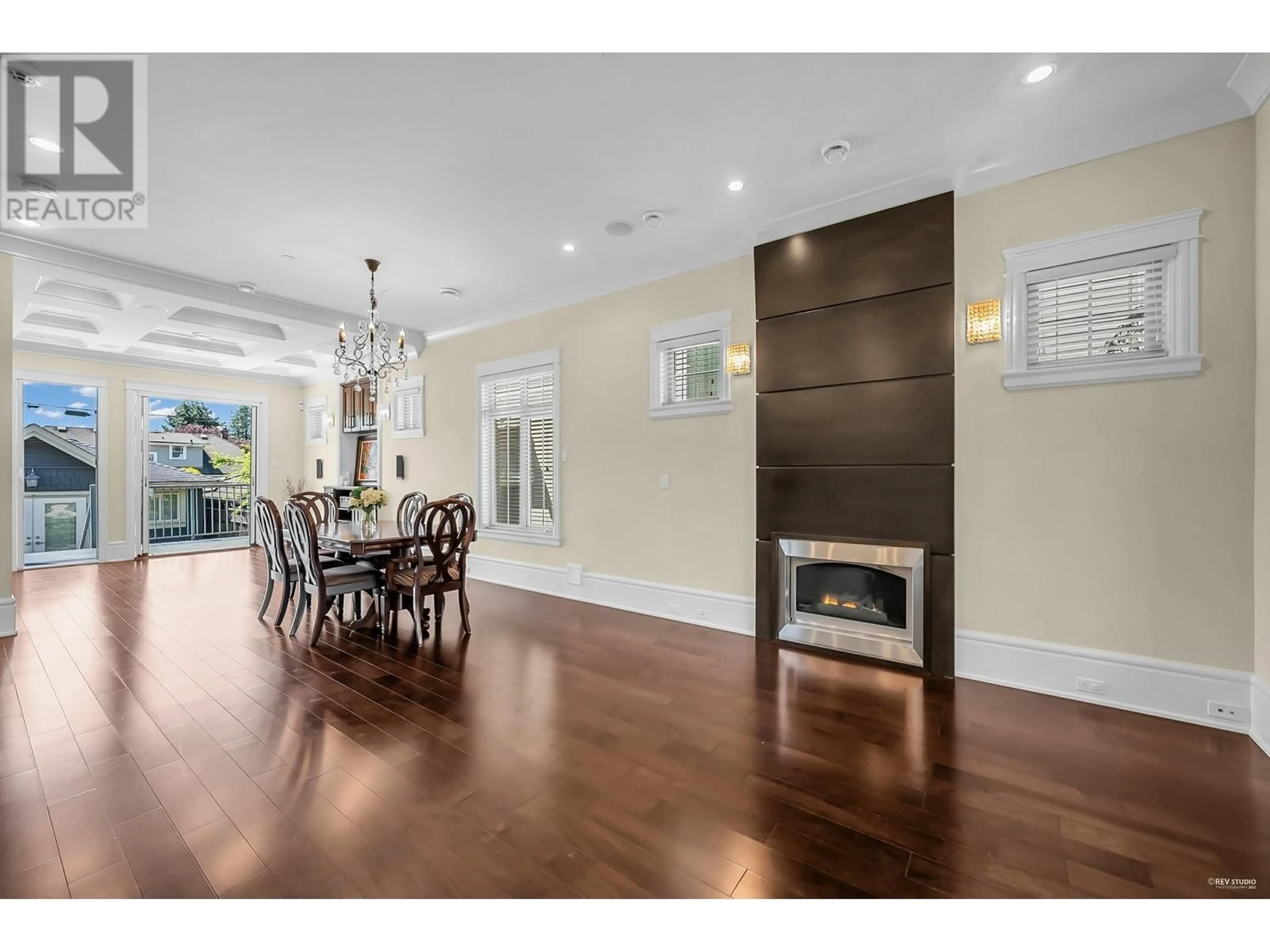 Unknown for 1942 W 42ND AVENUE, Vancouver British Columbia V6M2B1