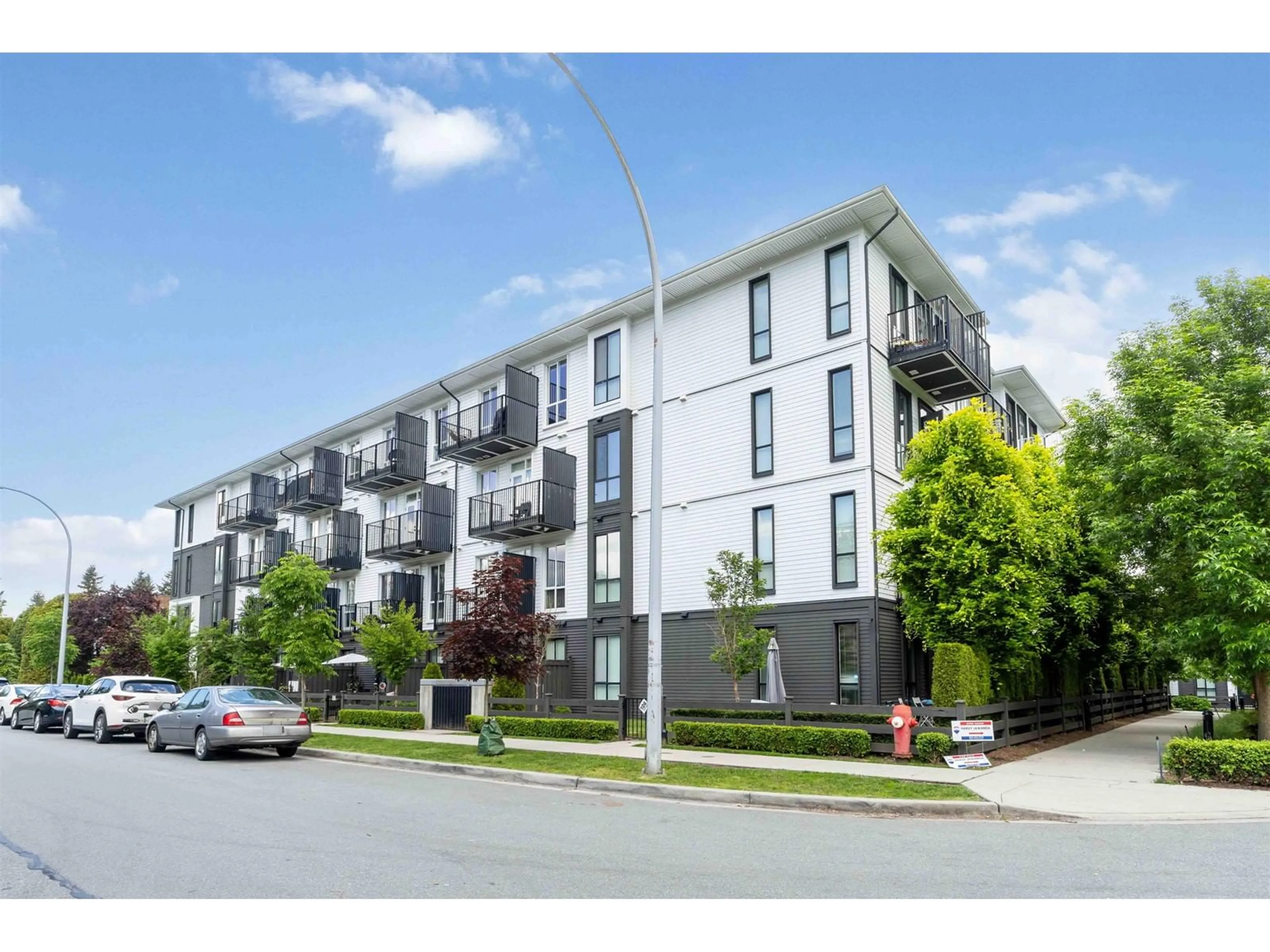 Unknown for 414 - 10168 149, Surrey British Columbia V3R0E9