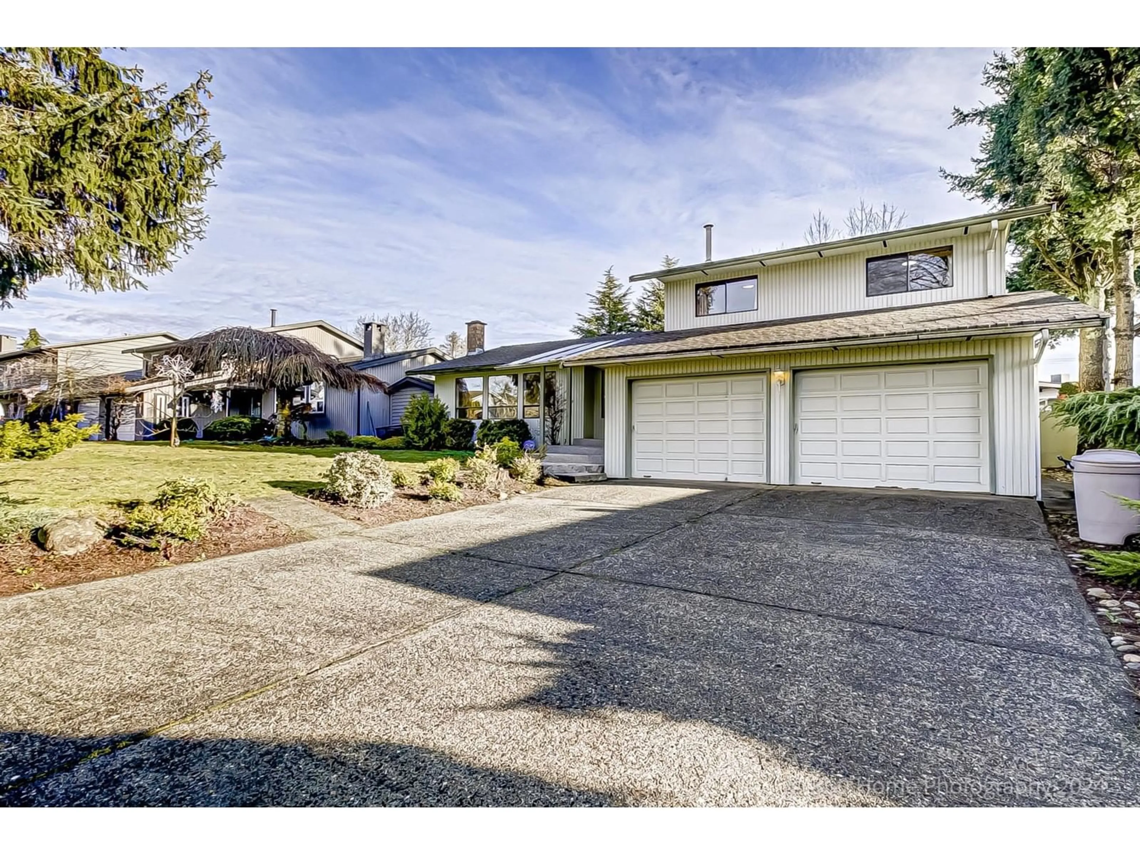 Home with vinyl exterior material, street for 7728 WANSFORD, Delta British Columbia V4C7S9