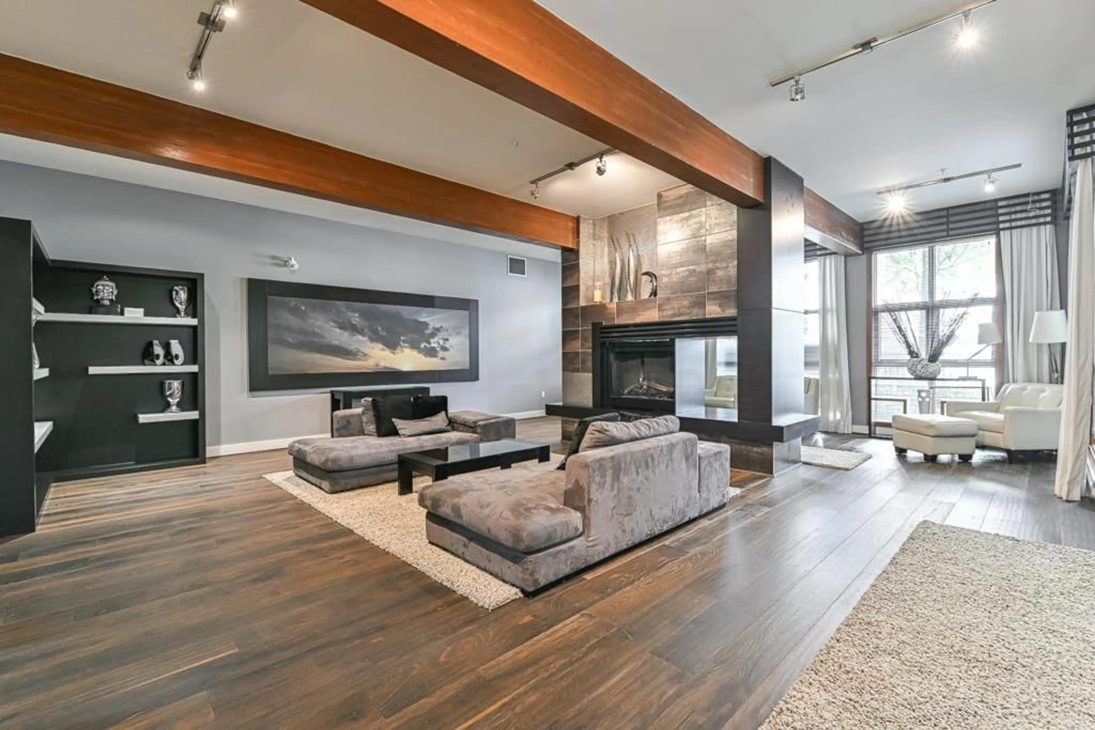 Lobby for 219 - 6688 120, Surrey British Columbia V3W1T8