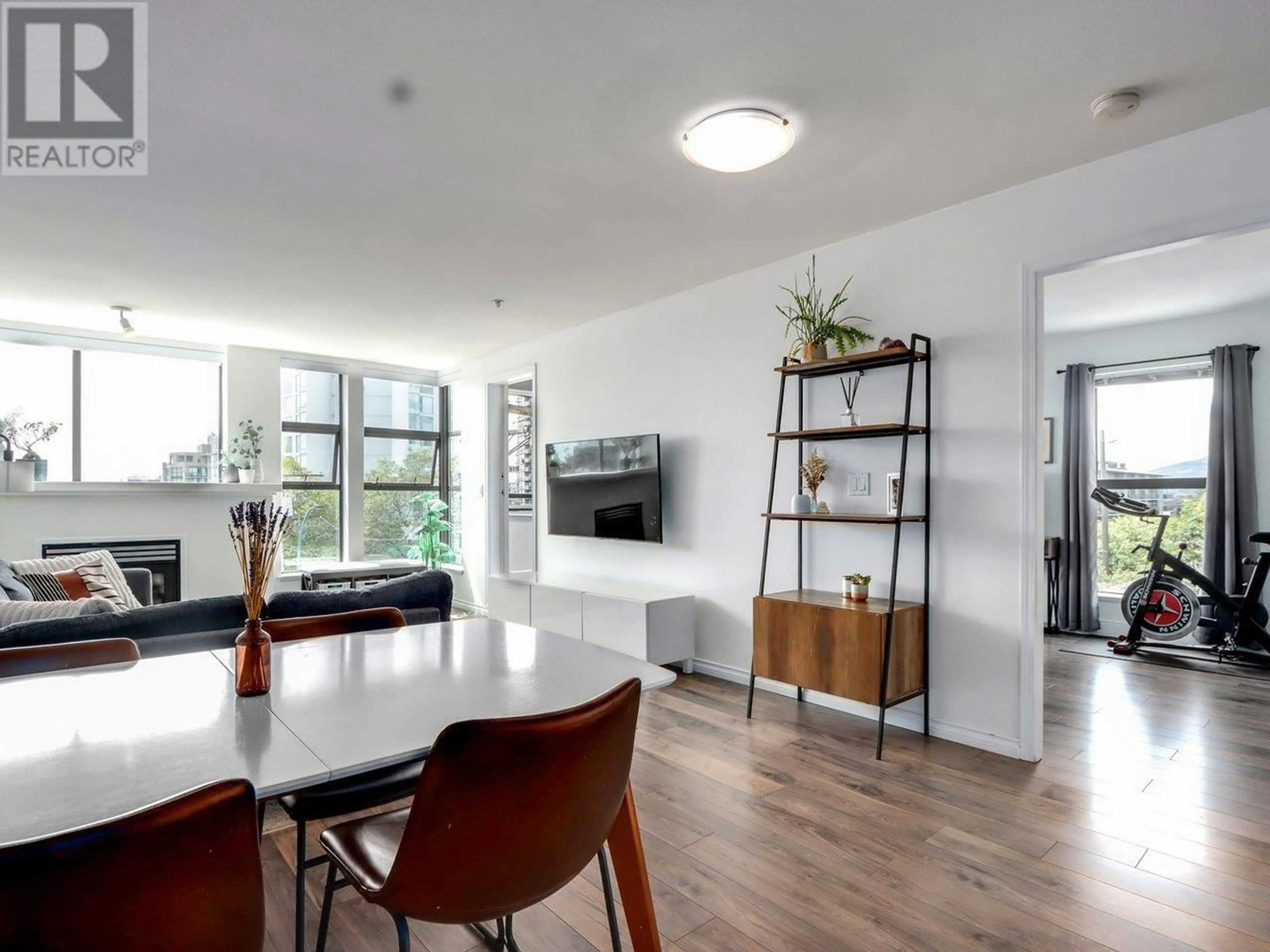 Unknown for 306 - 305 LONSDALE AVENUE, North Vancouver British Columbia V7M2G3