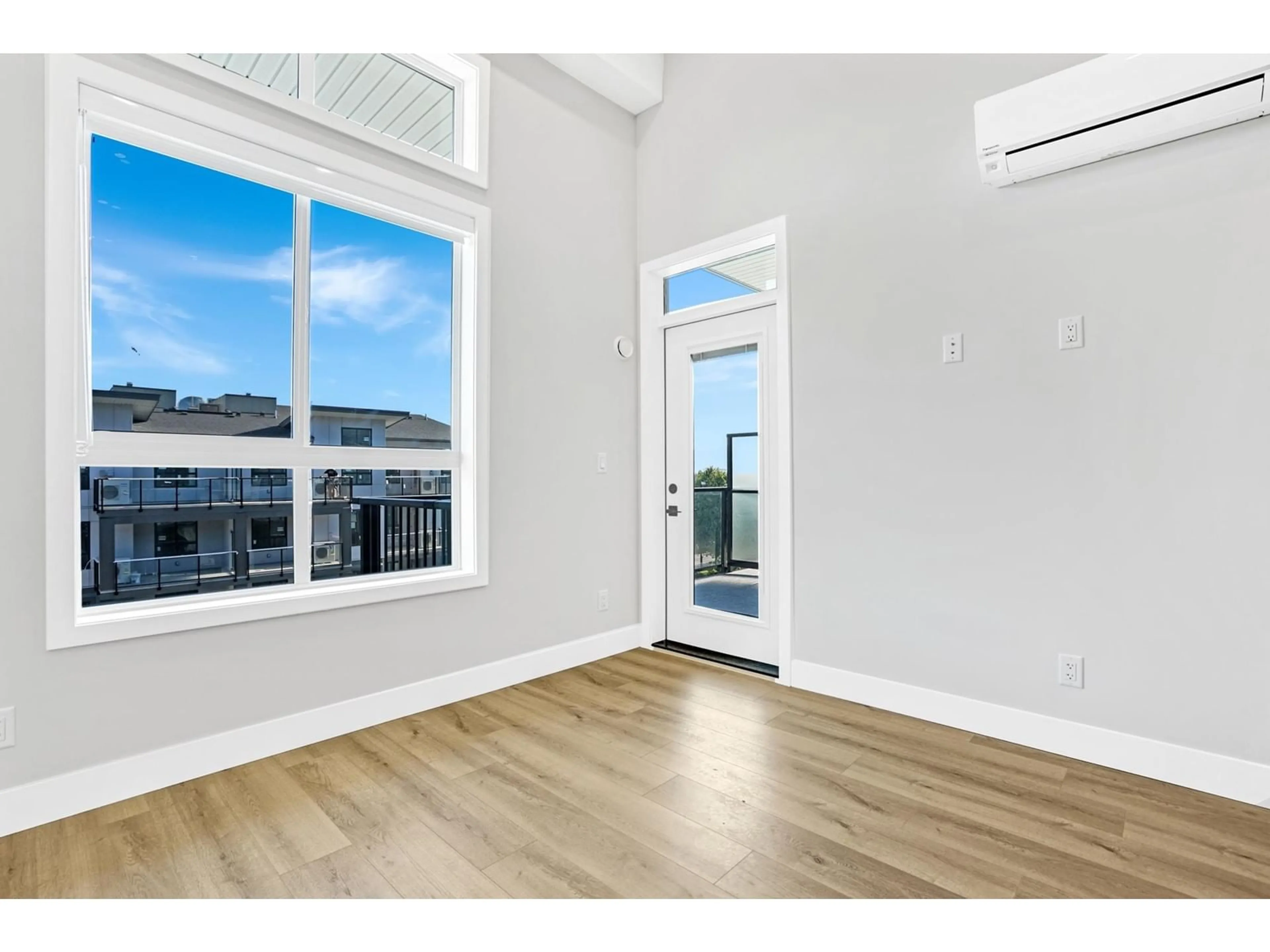 A pic of a room for 612 - 45505 CAMPUS DRIVE, Chilliwack British Columbia V2R6L2