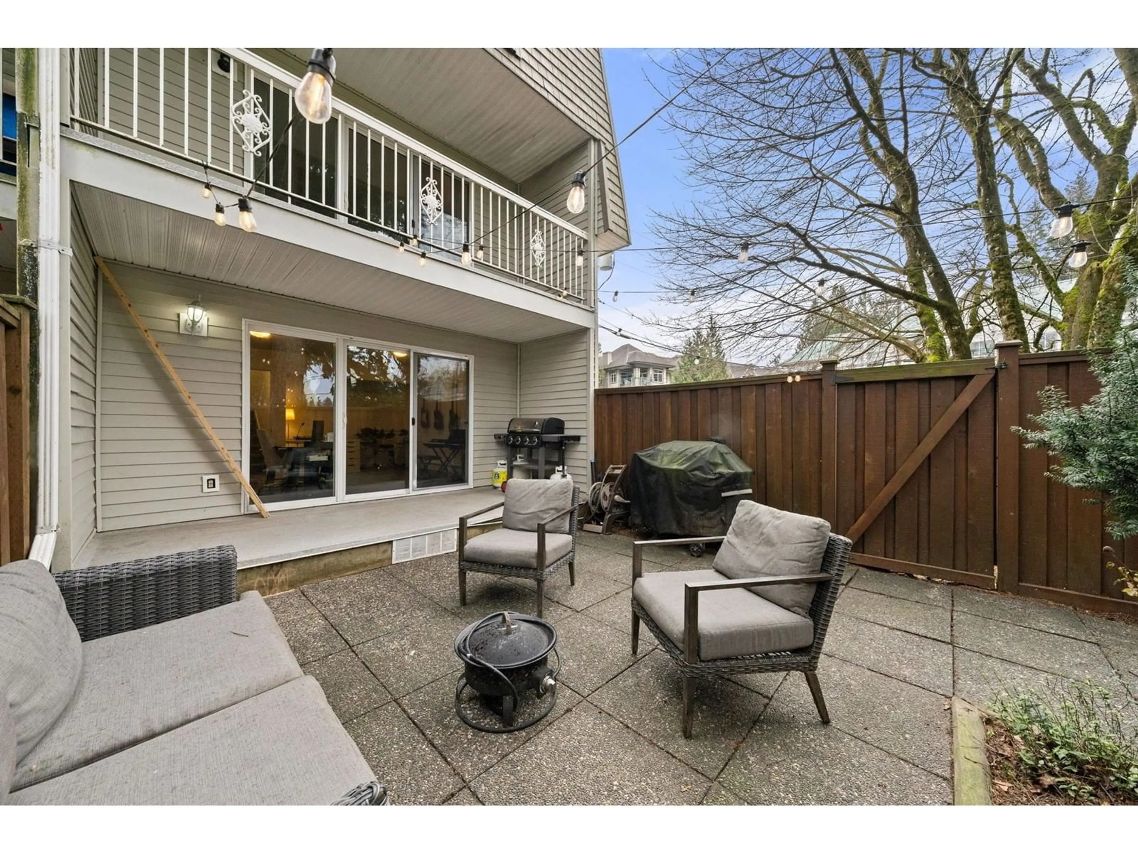 Patio, street for 1 - 33293 BOURQUIN EAST, Abbotsford British Columbia V2S1Y2