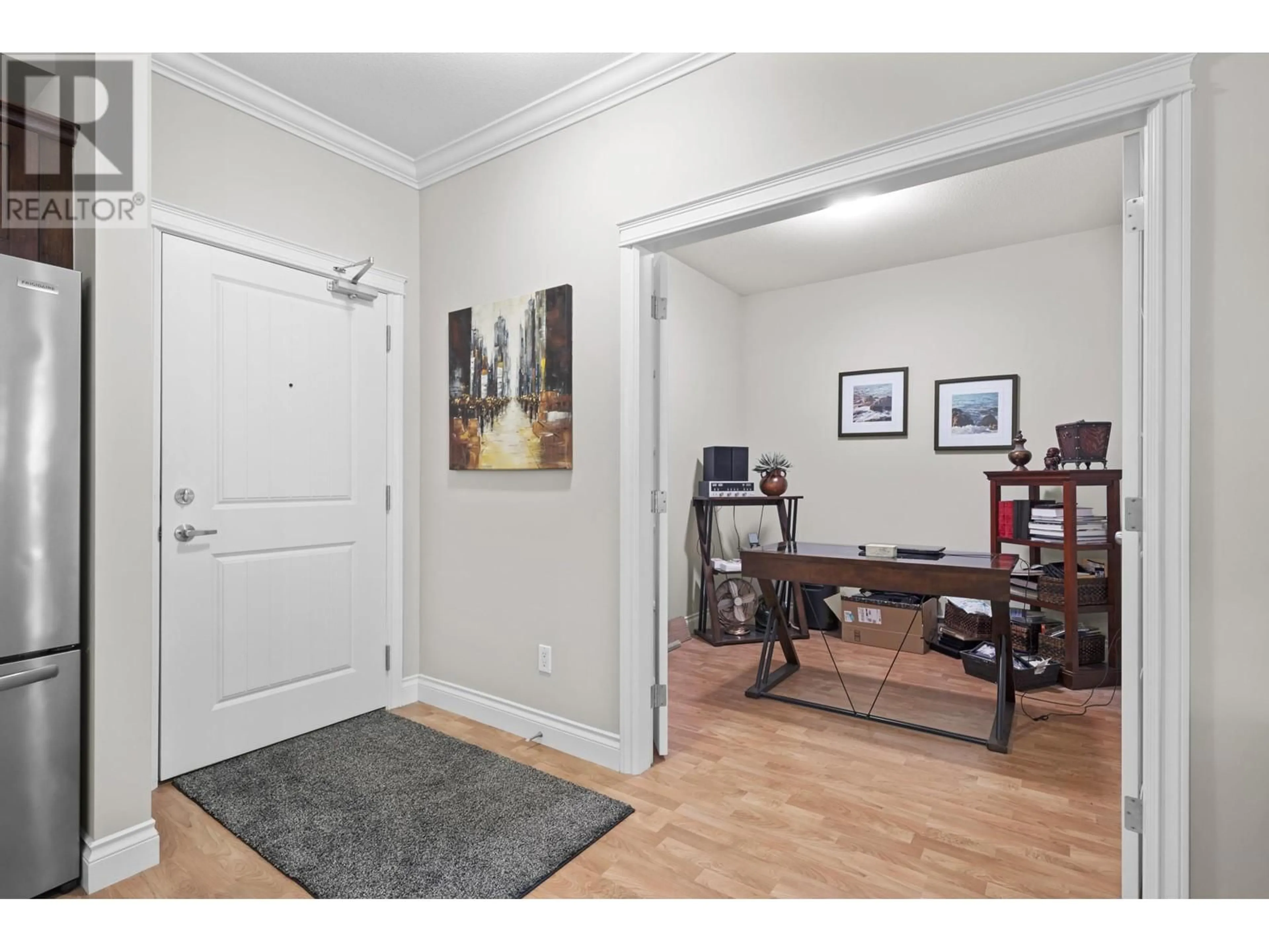 Indoor entryway for 319 - 12258 224 STREET, Maple Ridge British Columbia V2X8Y7