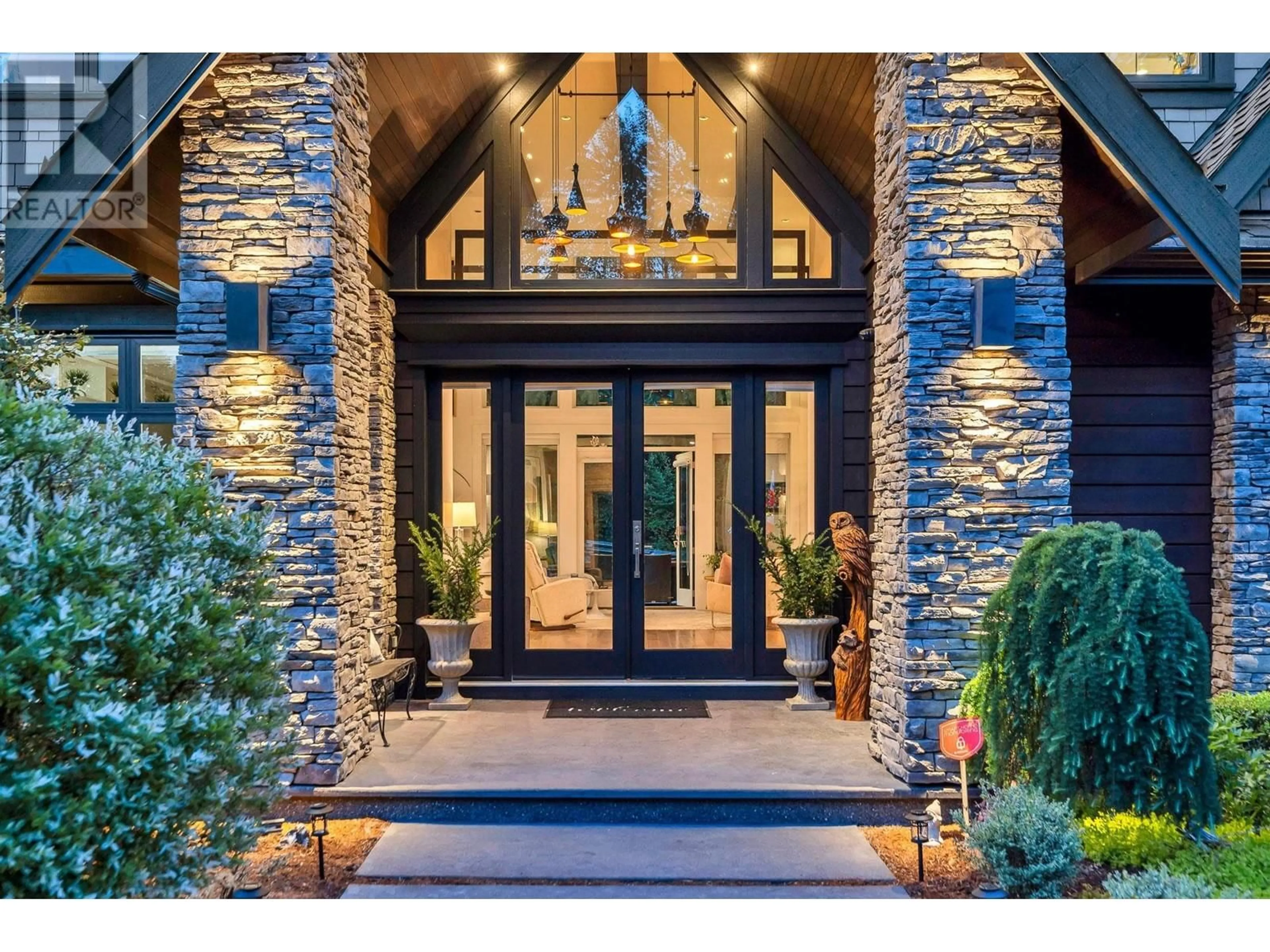 Indoor entryway for 12038 264 STREET, Maple Ridge British Columbia V2W1P1