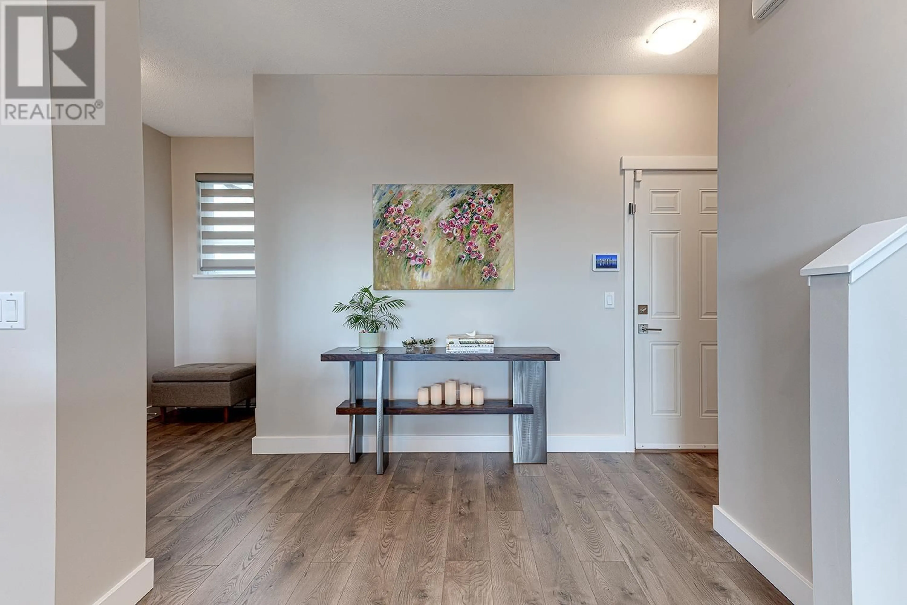 Indoor entryway for 70 - 1305 SOBALL STREET, Coquitlam British Columbia V3E0E8