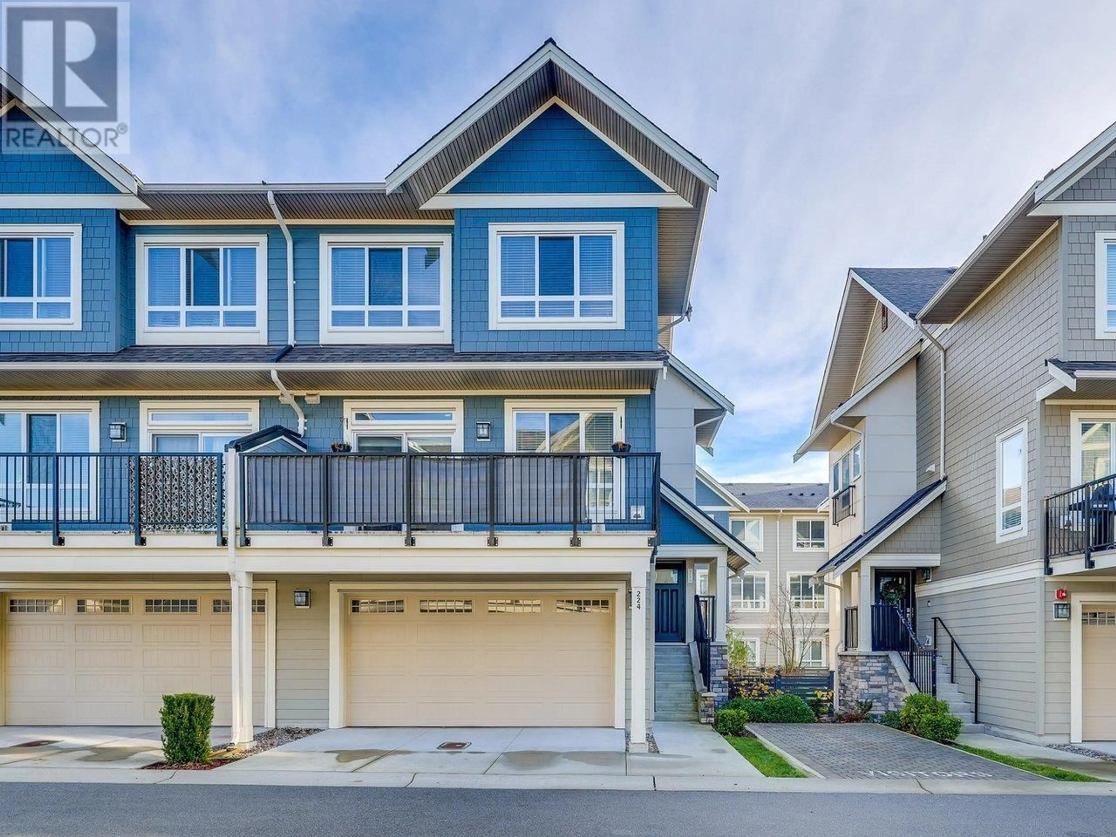 Home with vinyl exterior material, street for 224 - 1816 OSPREY DRIVE, Tsawwassen British Columbia V4M0B8