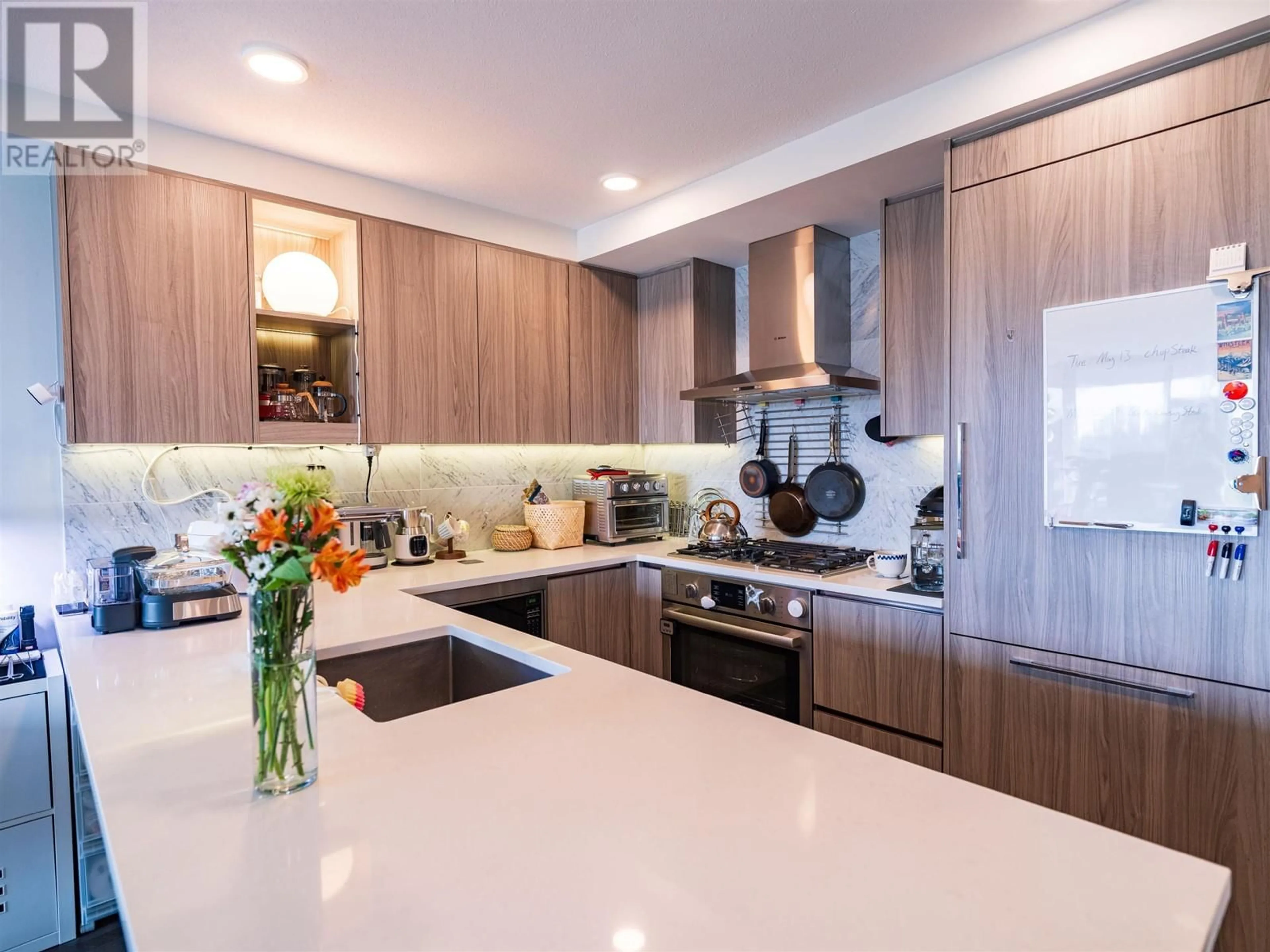 Contemporary kitchen, unknown for 1089 - 3311 KETCHESON ROAD, Richmond British Columbia V6X0S4