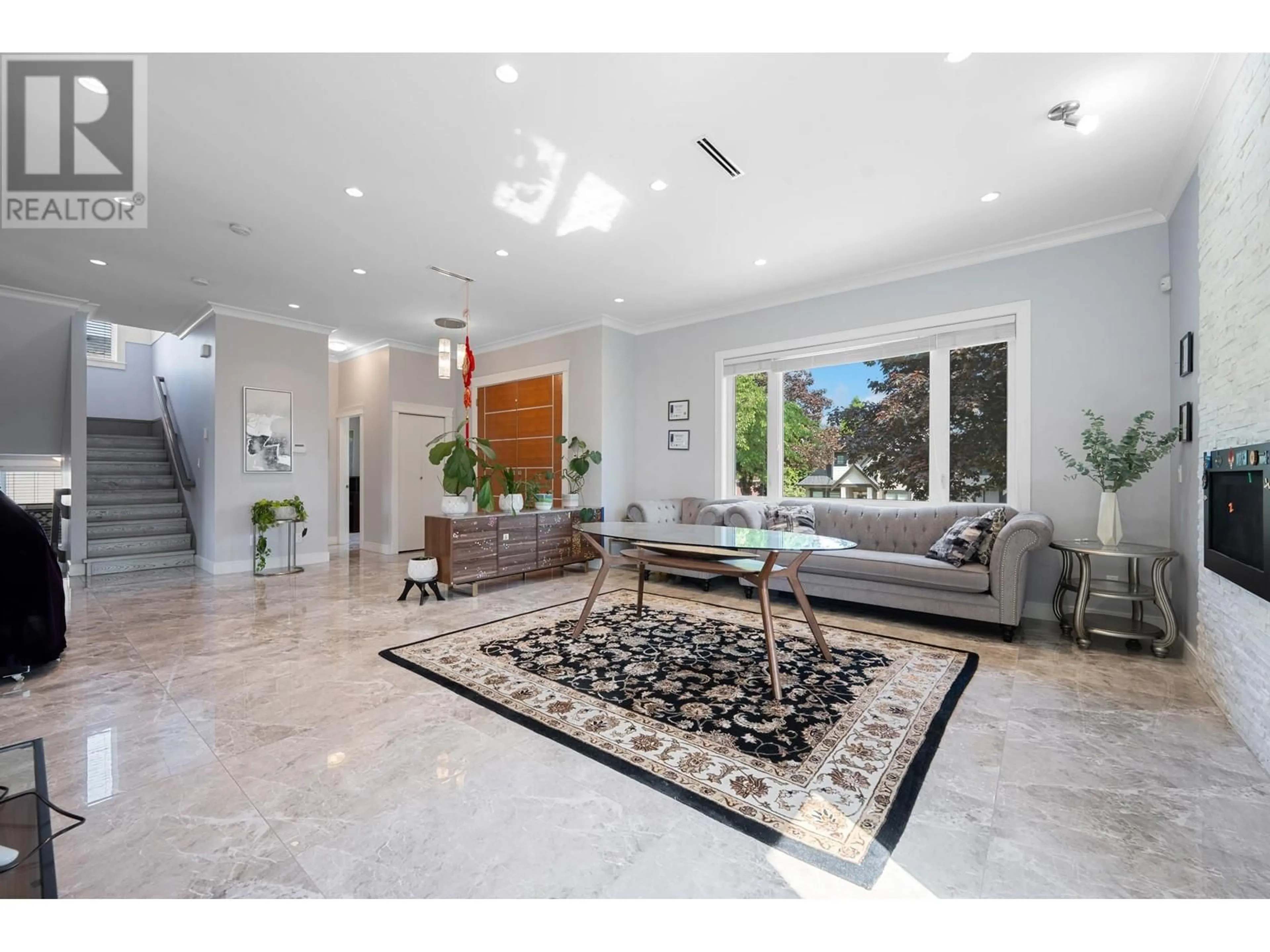 Unknown for 6960 BRYANT COURT, Burnaby British Columbia V5E1S9