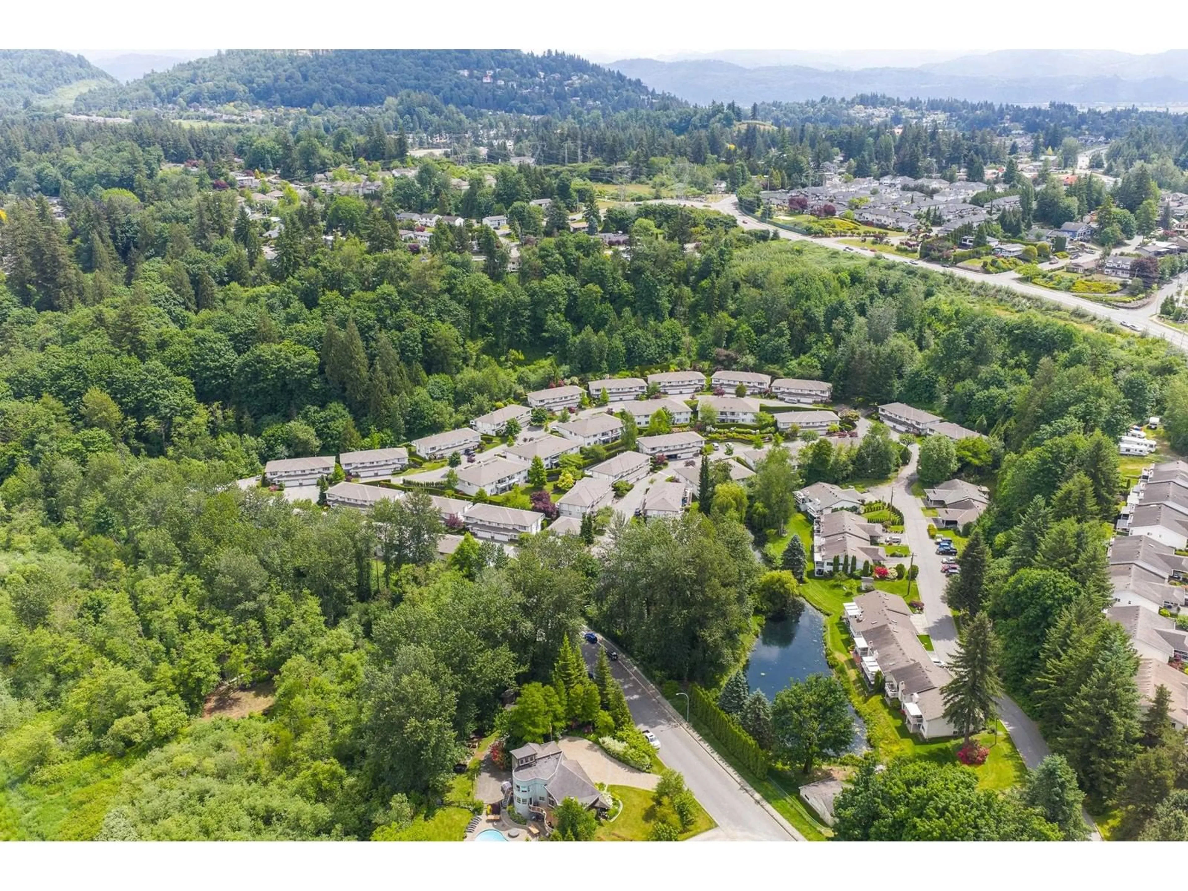 A pic from outside/outdoor area/front of a property/back of a property/a pic from drone, mountain view for 60 - 34250 HAZELWOOD, Abbotsford British Columbia V2S7L4