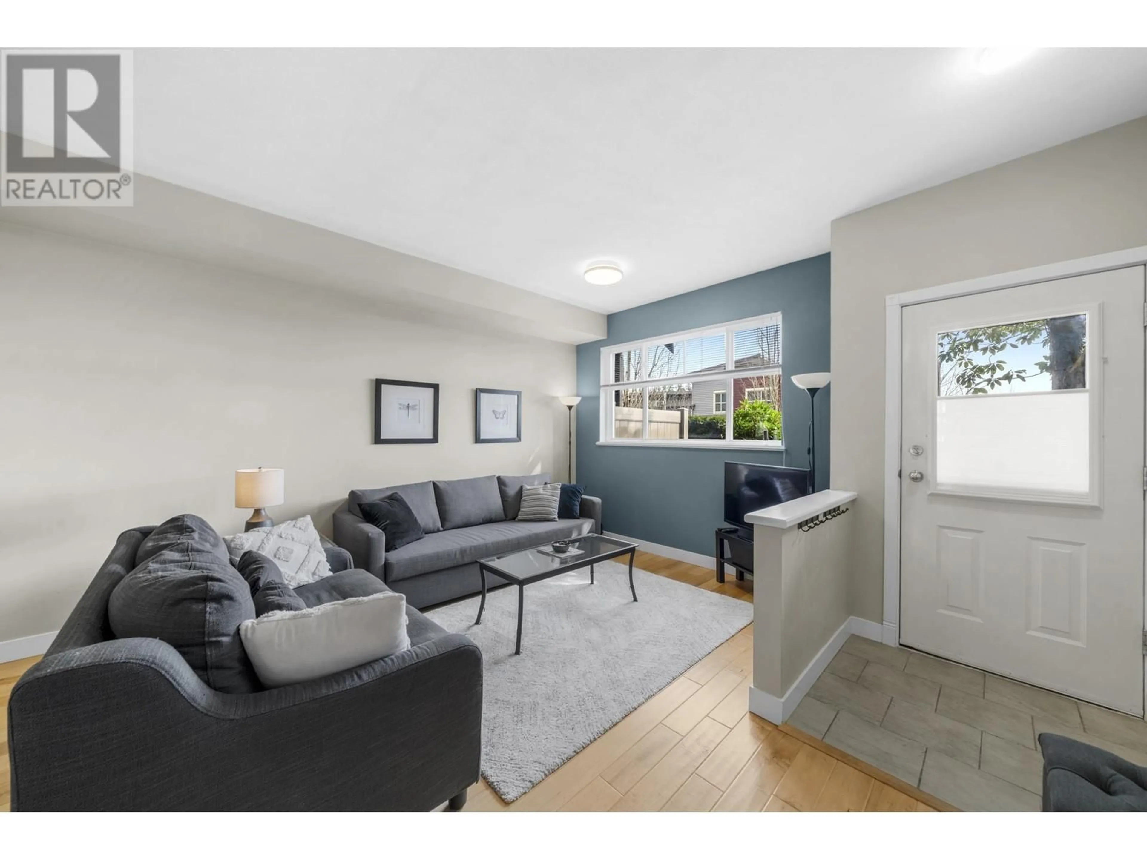 Living room with furniture, unknown for 4 - 50 PANORAMA PLACE, Port Moody British Columbia V3H5H5
