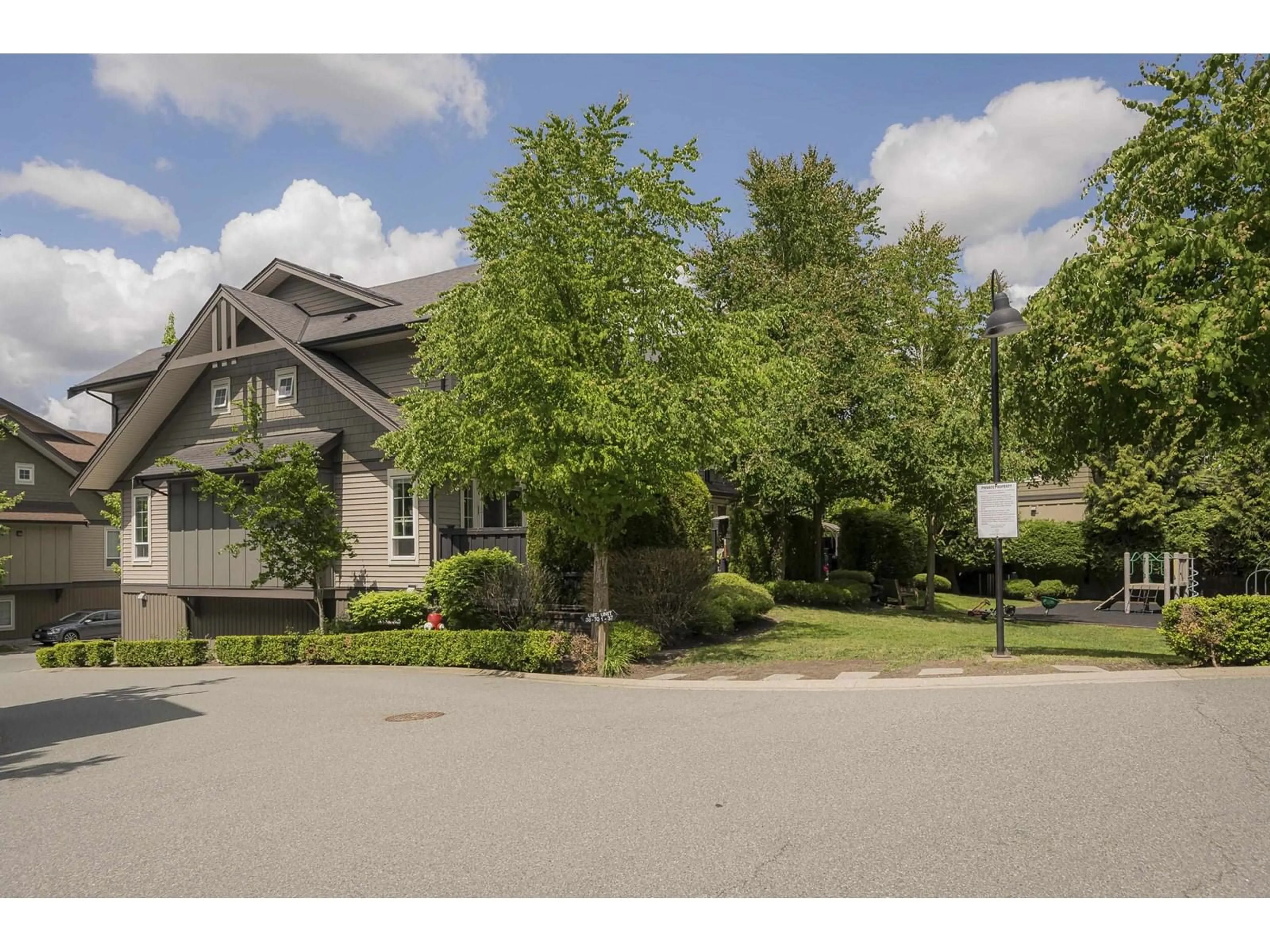 A pic from outside/outdoor area/front of a property/back of a property/a pic from drone, street for 38 - 21867 50, Langley British Columbia V3A3T2