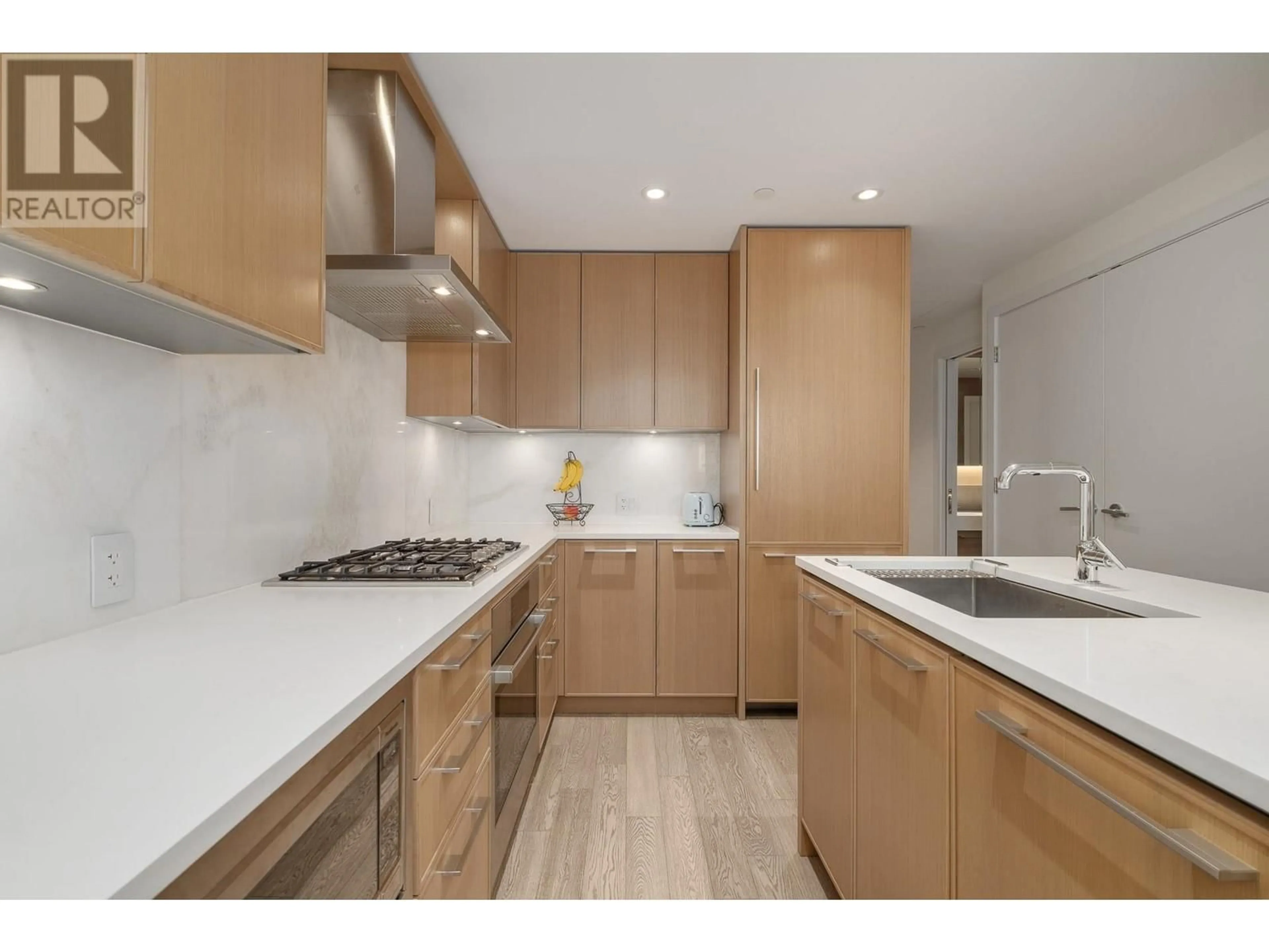 Standard kitchen, unknown for 222 - 3220 CONNAUGHT CRESCENT, North Vancouver British Columbia V7R0A5
