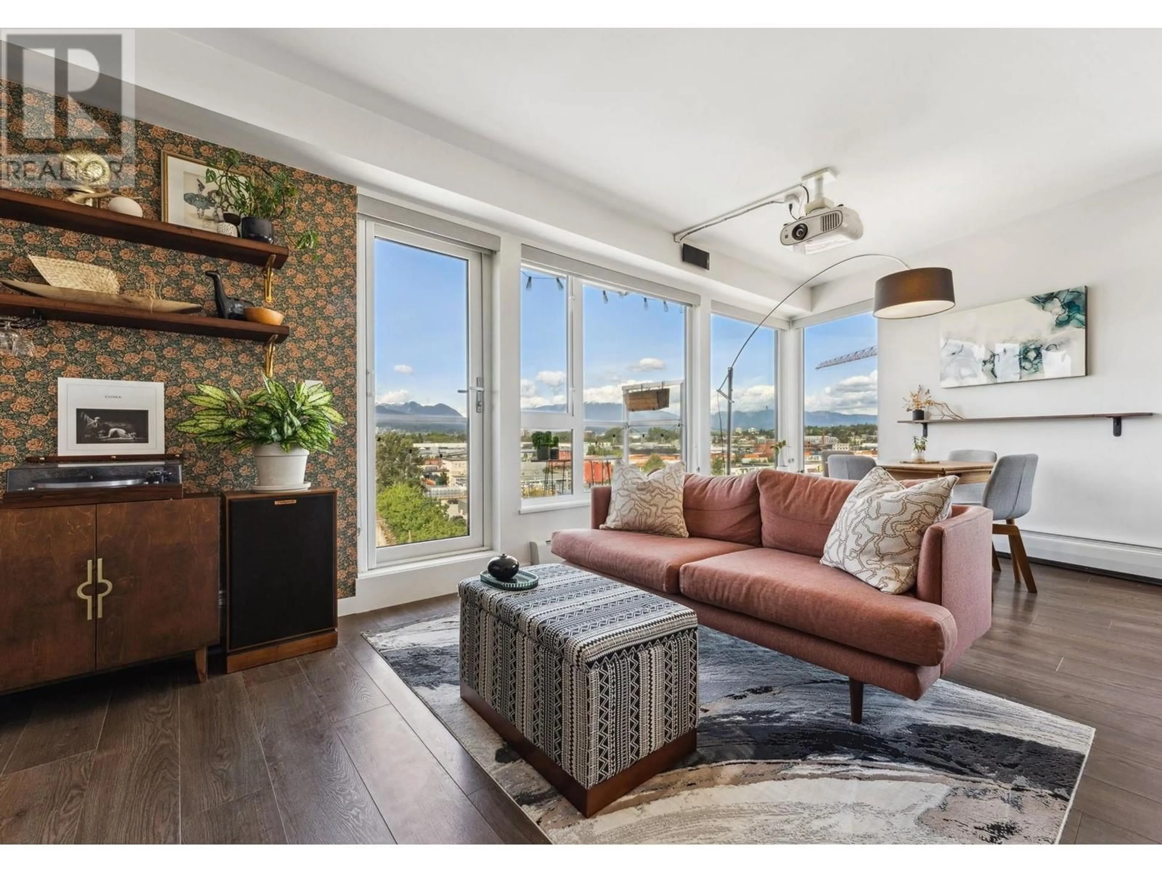 Living room with furniture, wood/laminate floor for 615 - 384 1ST AVENUE, Vancouver British Columbia V5T0G5