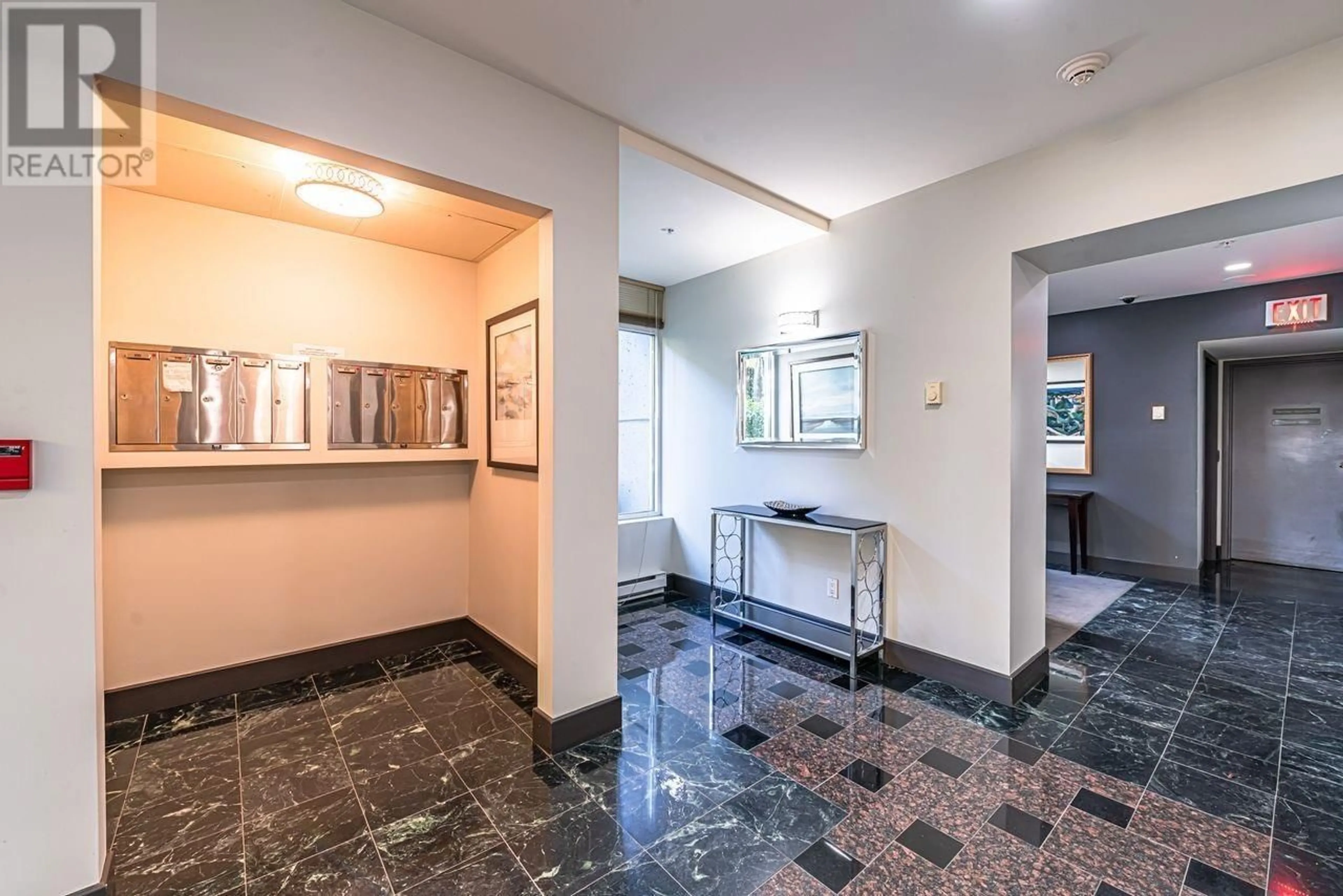 Indoor foyer for 3 - 2838 BIRCH STREET, Vancouver British Columbia V6H2T6