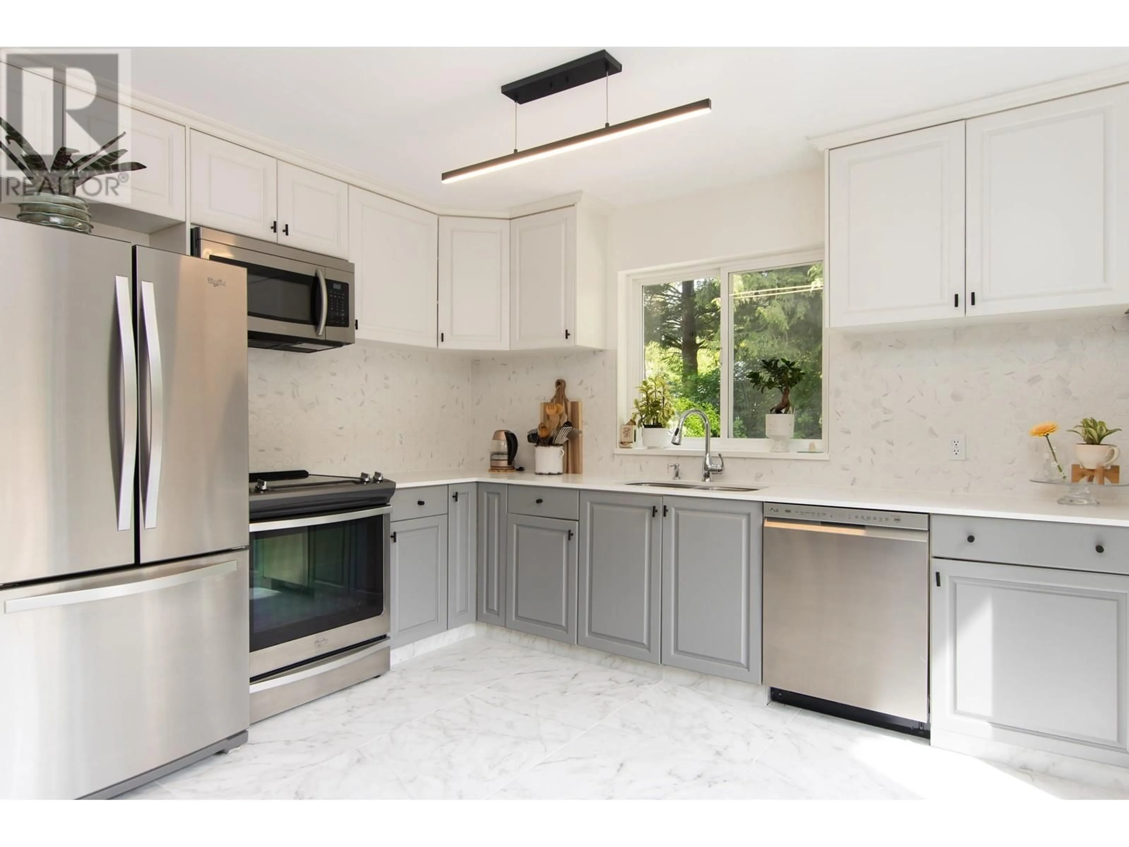 Unknown for 41884 FAITH ROAD, Squamish British Columbia V0N3G0