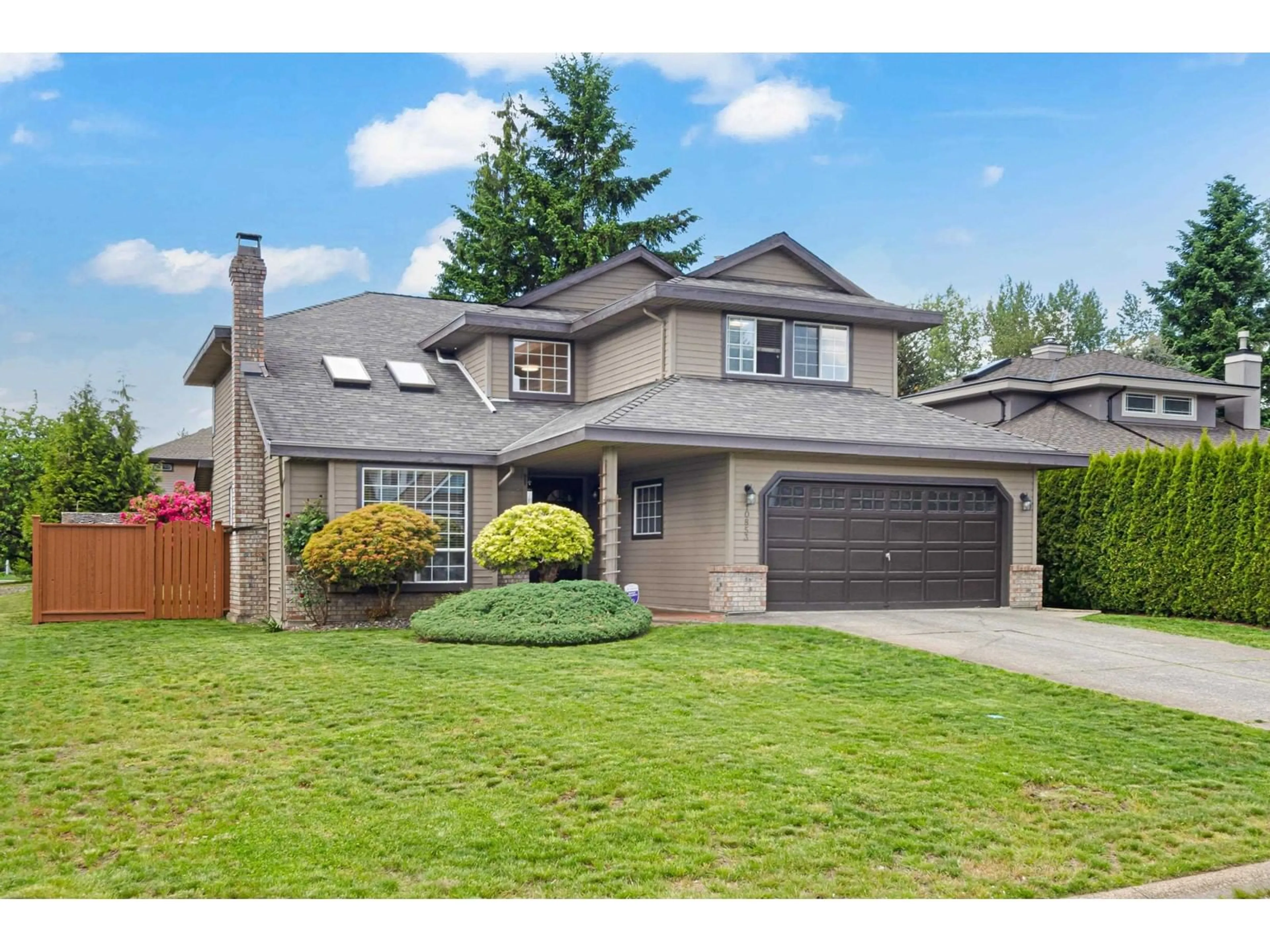 Home with vinyl exterior material, street for 10853 162B, Surrey British Columbia V4N1N9